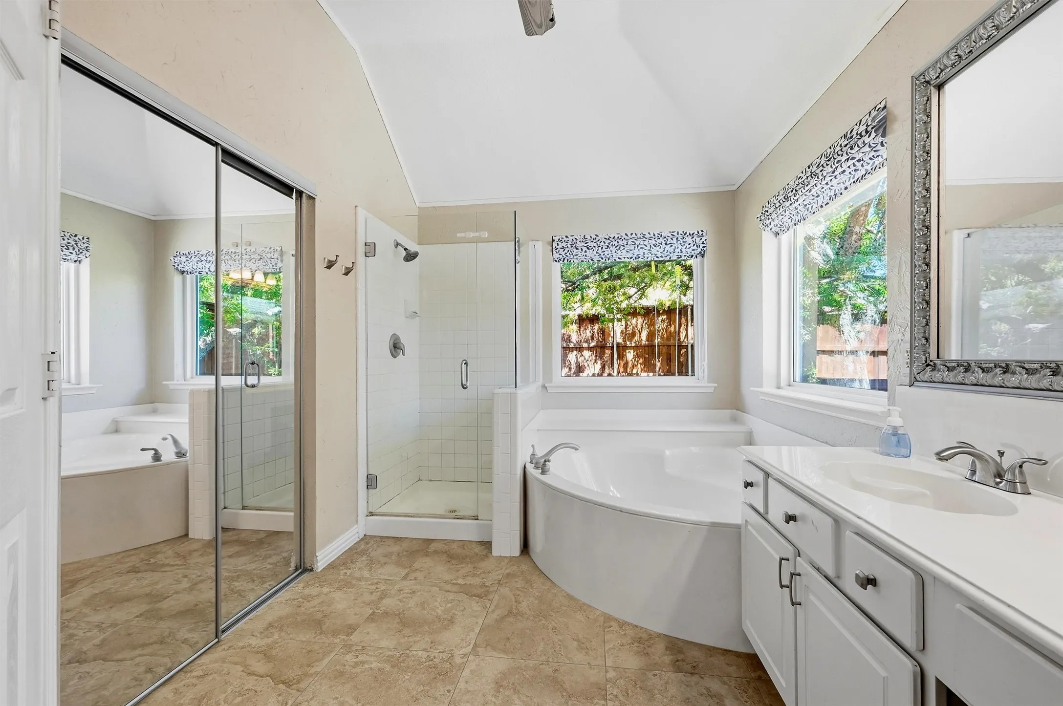 Single Family Residence For Rent in Collin County , 1328 Lighthouse Lane, Allen, Texas 75013, 4 Bedroom, 2 Bathroom, 2 Garage spaces, 2,275 Sqft, built in 1996, mls#21388560, Real Estate Agent in Allen, Homes For Rent in Collin county, Homes For Rent in Allen, Realtor in Allen Texas, Real Estate Brokerage Independent Realty Texas, Luminita Cordes Realtor