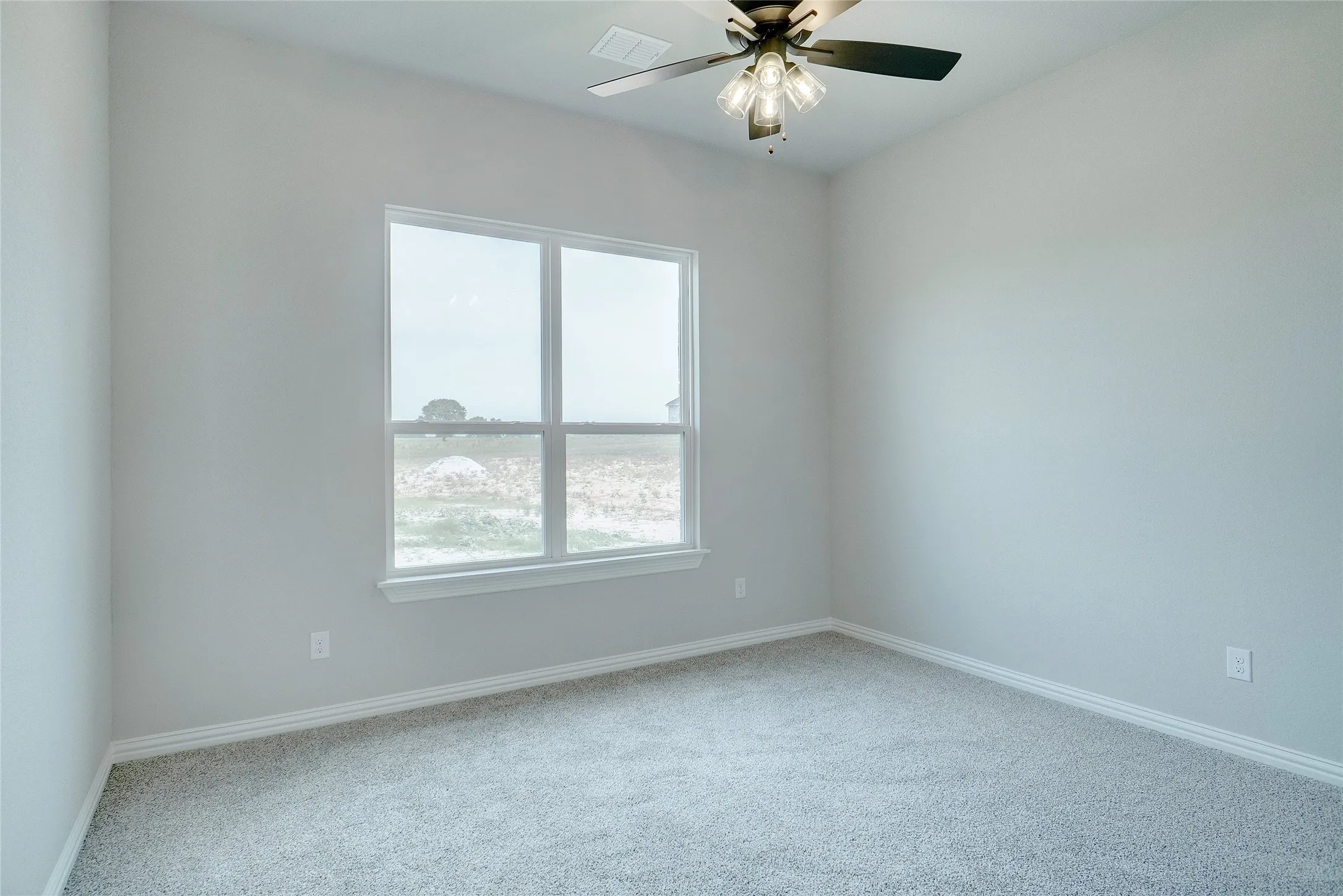 Single Family Residence For Sale in Parker County , 9101 Zion Hill Road, Poolville, Texas 76487, 4 Bedroom, 4 Bathroom, 3 Garage spaces, 3,120 Sqft, built in 2022, mls#21386847, Real Estate Agent in Poolville, Homes For Sale in Parker county, Homes For Sale in Poolville, Realtor in Poolville Texas, Real Estate Brokerage Independent Realty Texas, Luminita Cordes Realtor