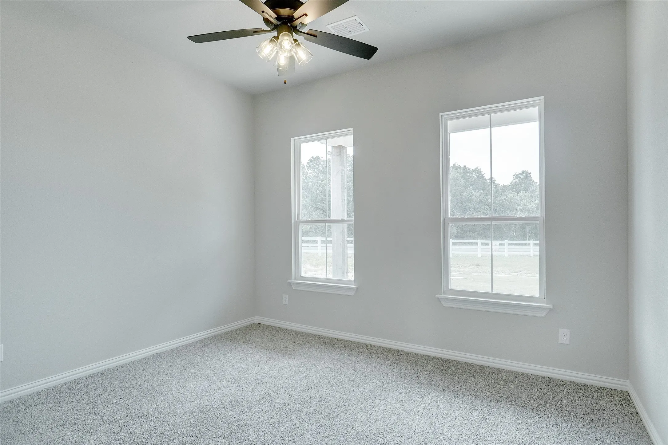 Single Family Residence For Sale in Parker County , 9101 Zion Hill Road, Poolville, Texas 76487, 4 Bedroom, 4 Bathroom, 3 Garage spaces, 3,120 Sqft, built in 2022, mls#21386847, Real Estate Agent in Poolville, Homes For Sale in Parker county, Homes For Sale in Poolville, Realtor in Poolville Texas, Real Estate Brokerage Independent Realty Texas, Luminita Cordes Realtor
