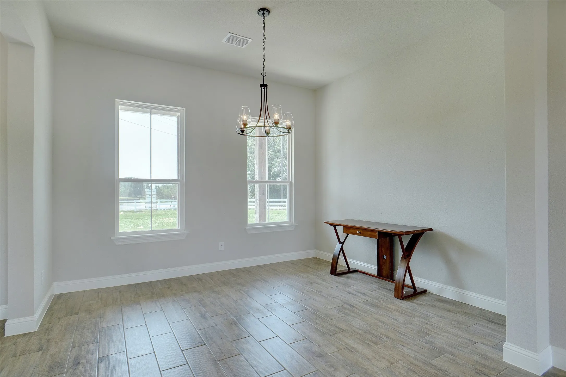 Single Family Residence For Sale in Parker County , 9101 Zion Hill Road, Poolville, Texas 76487, 4 Bedroom, 4 Bathroom, 3 Garage spaces, 3,120 Sqft, built in 2022, mls#21386847, Real Estate Agent in Poolville, Homes For Sale in Parker county, Homes For Sale in Poolville, Realtor in Poolville Texas, Real Estate Brokerage Independent Realty Texas, Luminita Cordes Realtor