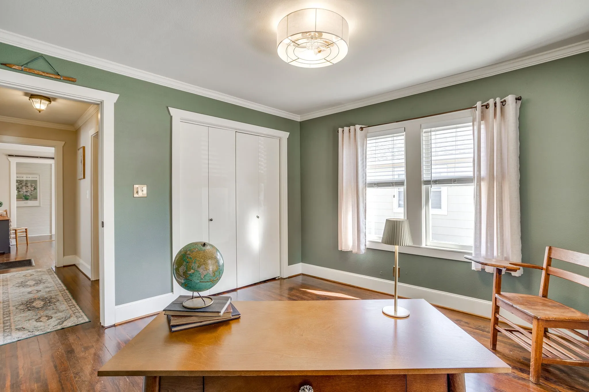 Single Family Residence For Sale in Tarrant County , 1809 Belle Place, Fort Worth, Texas 76107, 2 Bedroom, 2 Bathroom, Garage spaces, 1,072 Sqft, built in 1930, mls#21386577, Real Estate Agent in Fort Worth, Homes For Sale in Tarrant county, Homes For Sale in Fort Worth, Realtor in Fort Worth Texas, Real Estate Brokerage Independent Realty Texas, Luminita Cordes Realtor