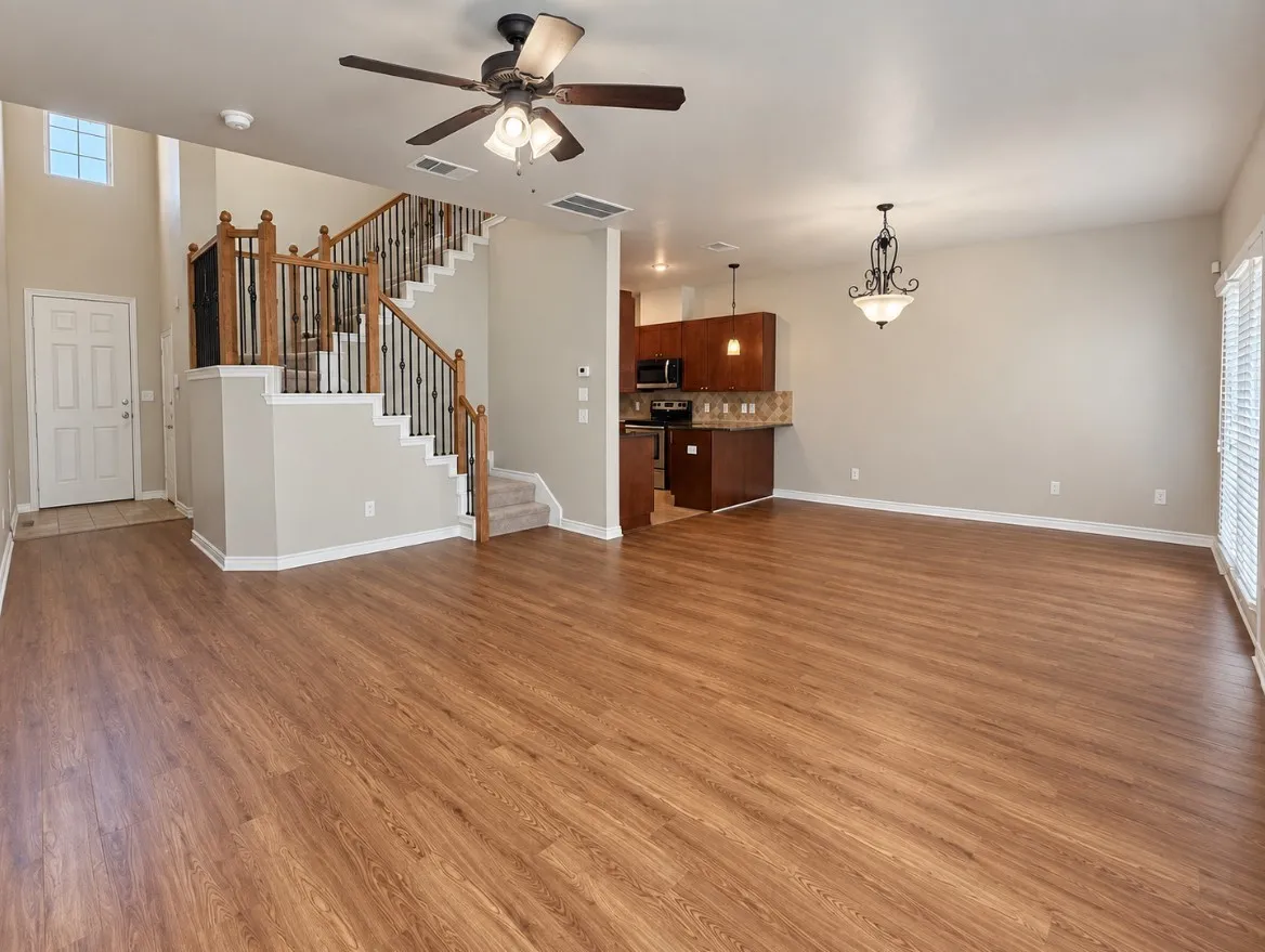 Townhouse For Rent in Collin County , 6553 Rutherford Road, Plano, Texas 75023, 3 Bedroom, 3 Bathroom, 2 Garage spaces, 1,631 Sqft, built in 2006, mls#21388506, Real Estate Agent in Plano, Homes For Rent in Collin county, Homes For Rent in Plano, Realtor in Plano Texas, Real Estate Brokerage Independent Realty Texas, Luminita Cordes Realtor