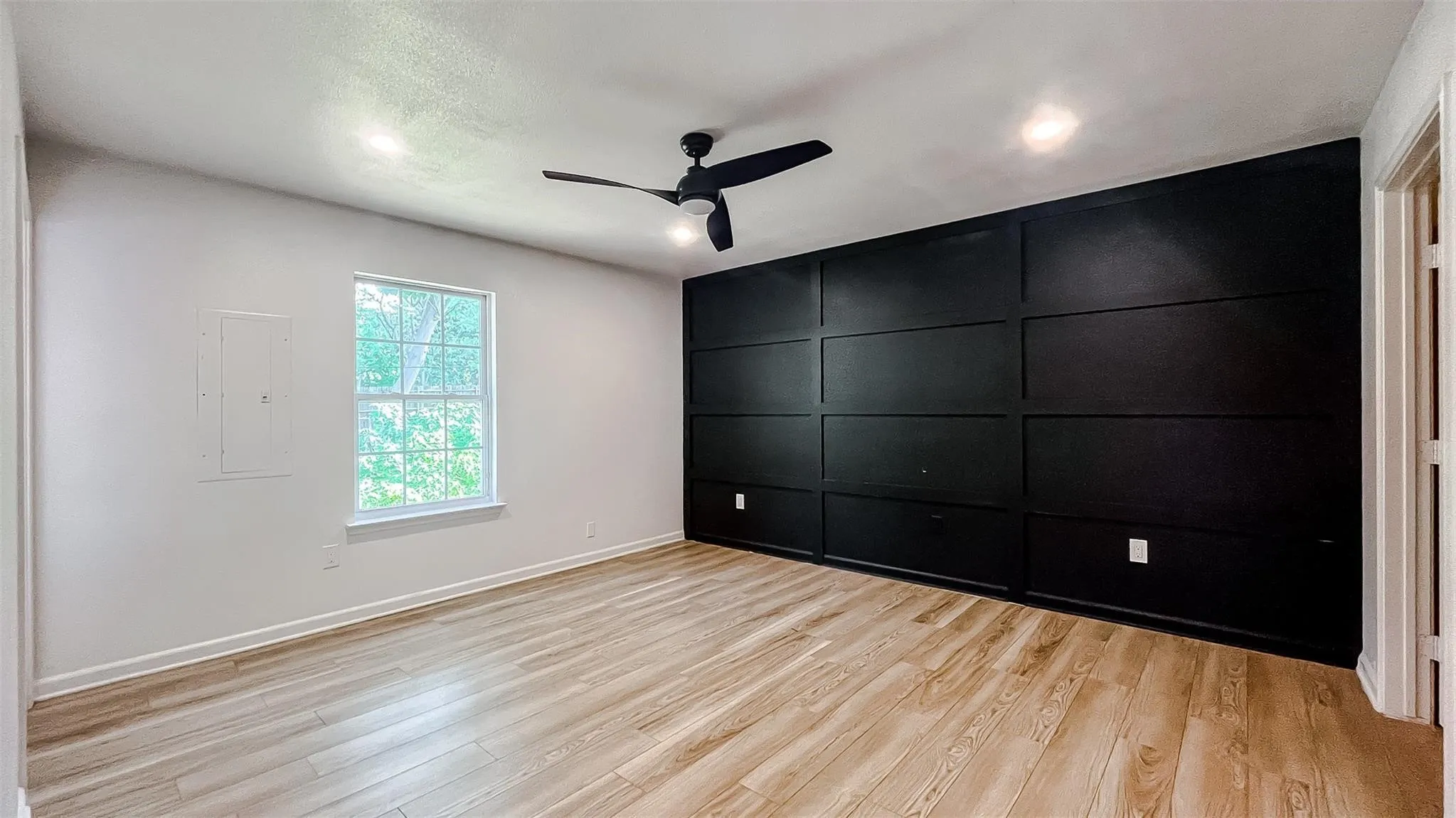 Single Family Residence For Rent in Dallas County , 1926 Arizona Avenue, Dallas, Texas 75216, 3 Bedroom, 2 Bathroom, Garage spaces, 1,479 Sqft, built in 2011, mls#21388570, Real Estate Agent in Dallas, Homes For Rent in Dallas county, Homes For Rent in Dallas, Realtor in Dallas Texas, Real Estate Brokerage Independent Realty Texas, Luminita Cordes Realtor