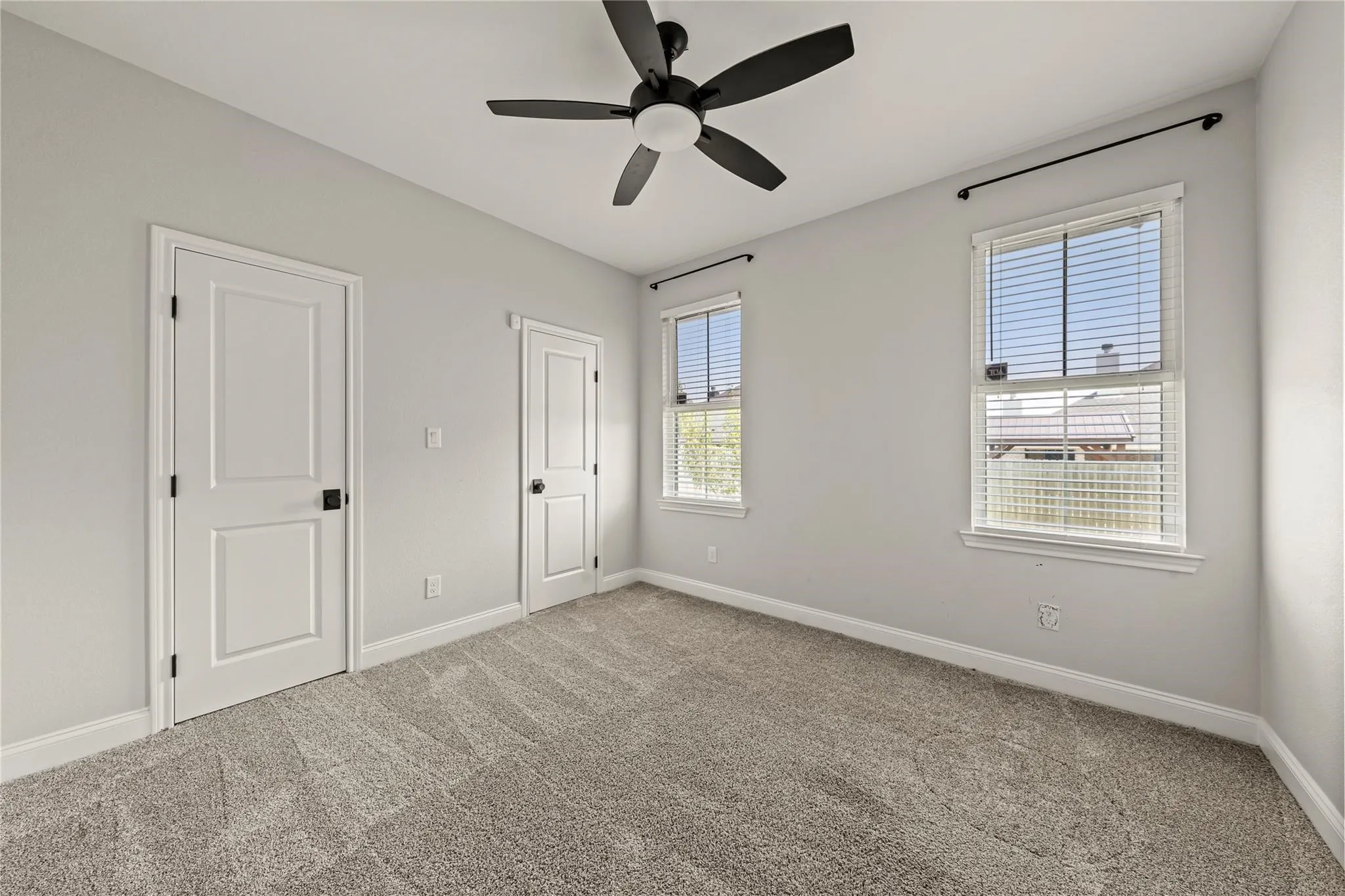Single Family Residence For Rent in Mc Lennan County , 820 Forward Pass Drive, Hewitt, Texas 76643, 4 Bedroom, 3 Bathroom, 2 Garage spaces, 2,363 Sqft, built in 2022, mls#21388576, Real Estate Agent in Hewitt, Homes For Rent in Mc Lennan county, Homes For Rent in Hewitt, Realtor in Hewitt Texas, Real Estate Brokerage Independent Realty Texas, Luminita Cordes Realtor