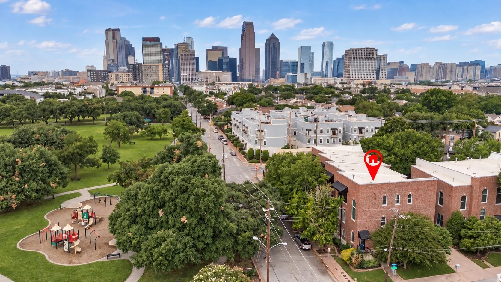 Townhouse For Sale in Dallas County , 3513 Bryan Street, Dallas, Texas 75204, 3 Bedroom, 3 Bathroom, 2 Garage spaces, 2,036 Sqft, built in 1998, mls#21386905, Real Estate Agent in Dallas, Homes For Sale in Dallas county, Homes For Sale in Dallas, Realtor in Dallas Texas, Real Estate Brokerage Independent Realty Texas, Luminita Cordes Realtor