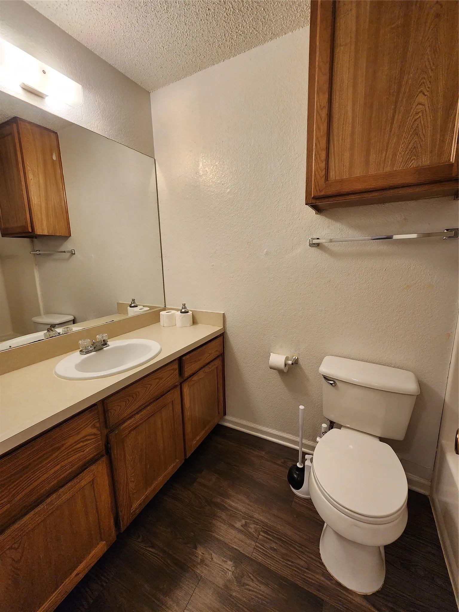 Quadruplex For Rent in Tarrant County , 617 Race Street 4, Crowley, Texas 76036, 2 Bedroom, 2 Bathroom, Garage spaces, 950 Sqft, built in 1989, mls#21388586, Real Estate Agent in Crowley, Homes For Rent in Tarrant county, Homes For Rent in Crowley, Realtor in Crowley Texas, Real Estate Brokerage Independent Realty Texas, Luminita Cordes Realtor