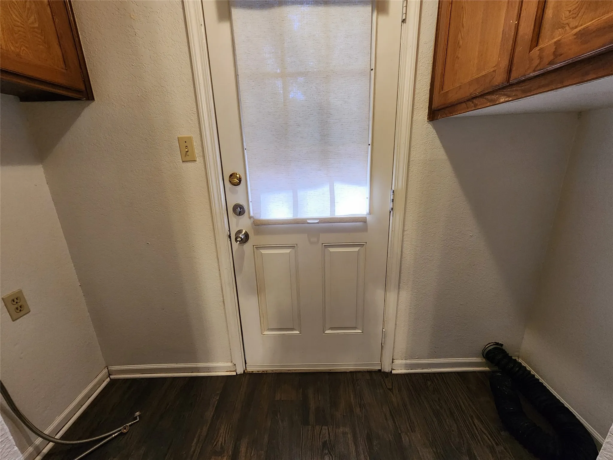 Quadruplex For Rent in Tarrant County , 617 Race Street 4, Crowley, Texas 76036, 2 Bedroom, 2 Bathroom, Garage spaces, 950 Sqft, built in 1989, mls#21388586, Real Estate Agent in Crowley, Homes For Rent in Tarrant county, Homes For Rent in Crowley, Realtor in Crowley Texas, Real Estate Brokerage Independent Realty Texas, Luminita Cordes Realtor