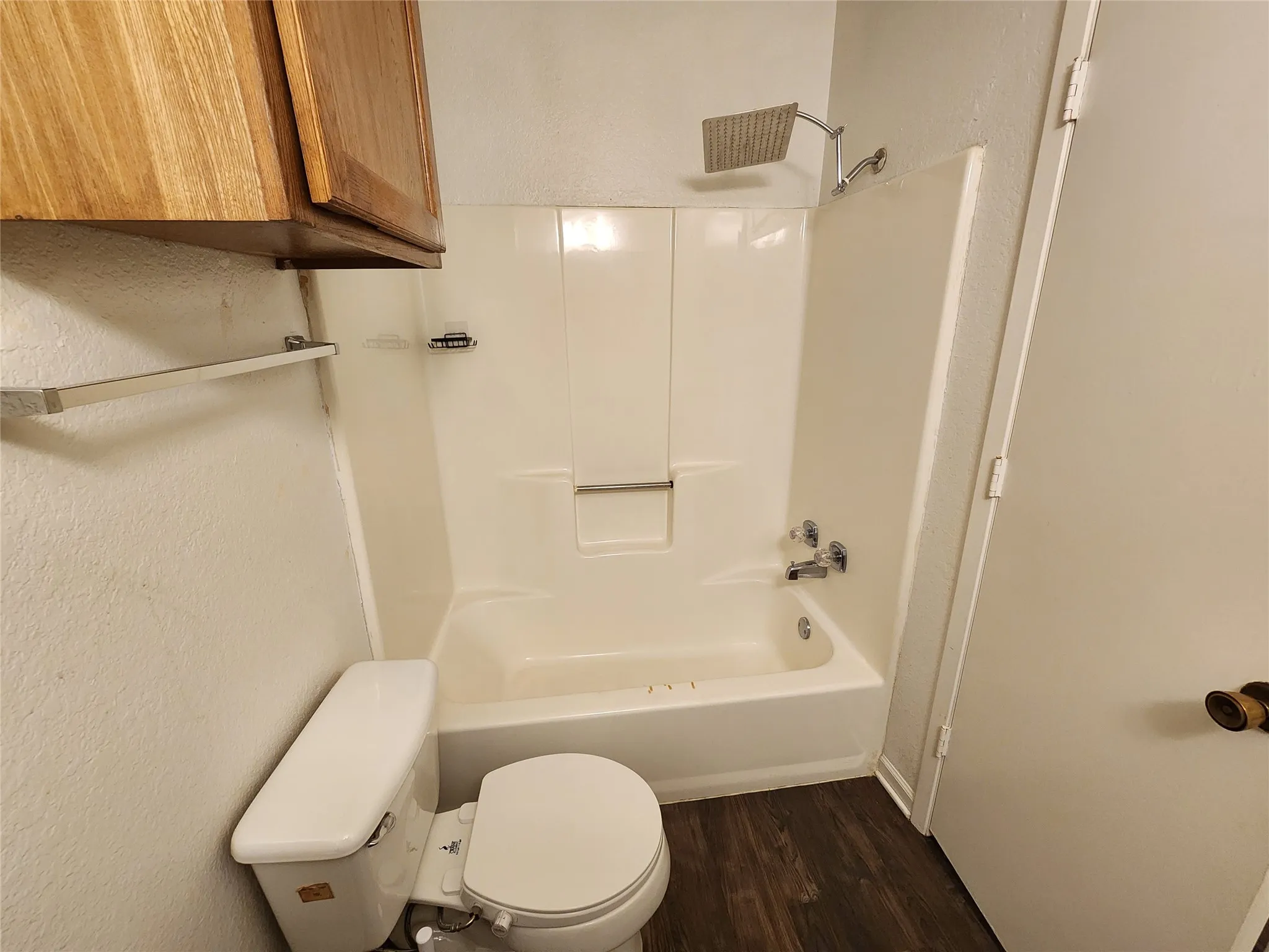 Quadruplex For Rent in Tarrant County , 617 Race Street 4, Crowley, Texas 76036, 2 Bedroom, 2 Bathroom, Garage spaces, 950 Sqft, built in 1989, mls#21388586, Real Estate Agent in Crowley, Homes For Rent in Tarrant county, Homes For Rent in Crowley, Realtor in Crowley Texas, Real Estate Brokerage Independent Realty Texas, Luminita Cordes Realtor