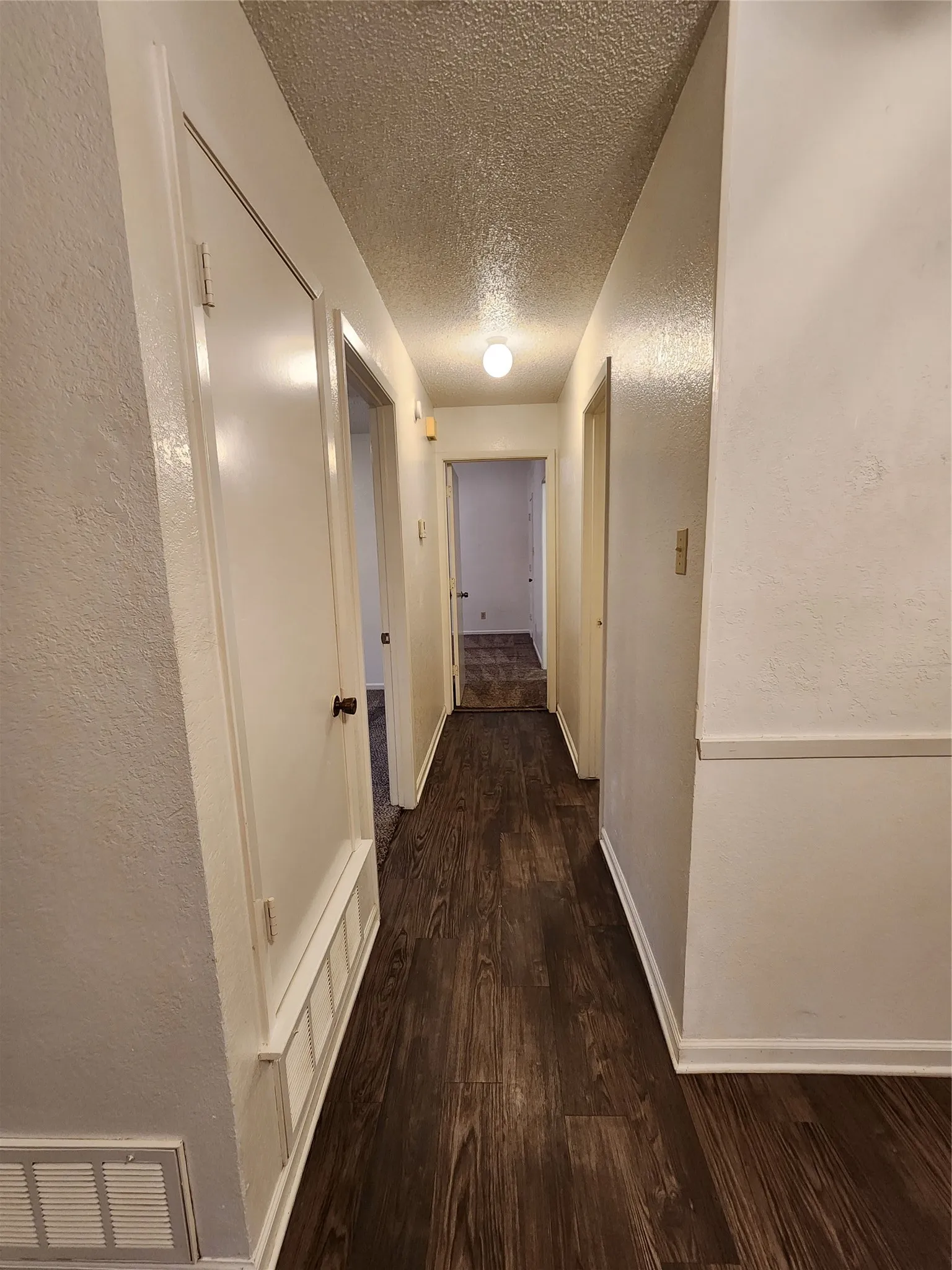 Quadruplex For Rent in Tarrant County , 617 Race Street 4, Crowley, Texas 76036, 2 Bedroom, 2 Bathroom, Garage spaces, 950 Sqft, built in 1989, mls#21388586, Real Estate Agent in Crowley, Homes For Rent in Tarrant county, Homes For Rent in Crowley, Realtor in Crowley Texas, Real Estate Brokerage Independent Realty Texas, Luminita Cordes Realtor
