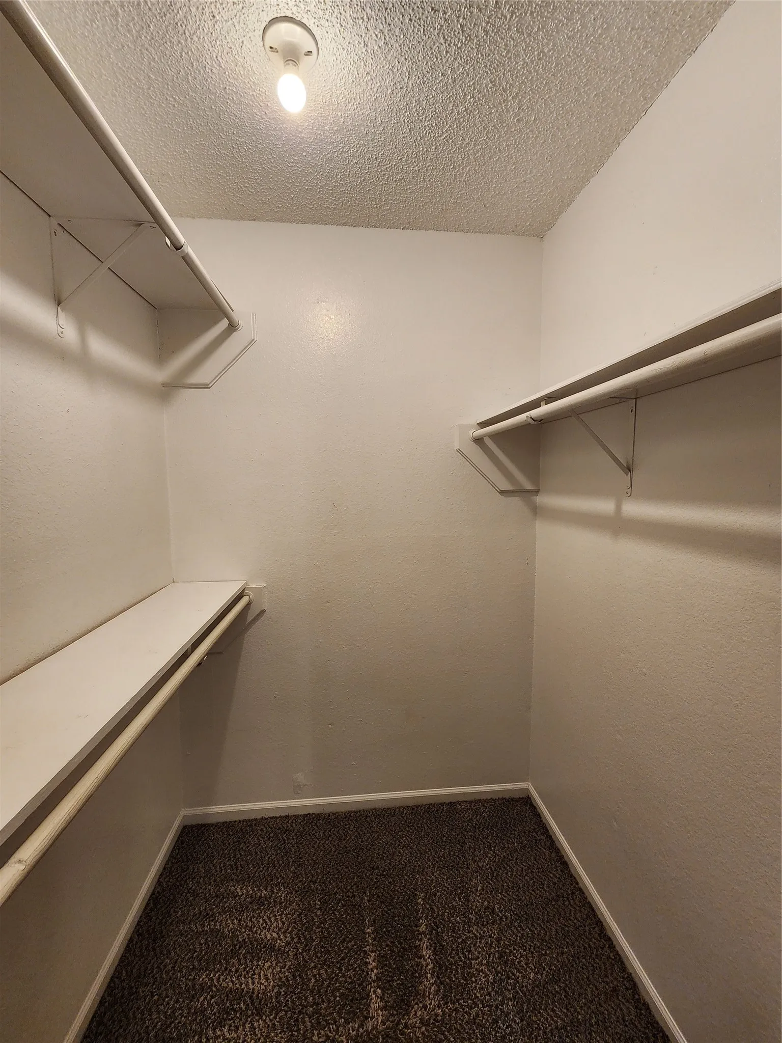 Quadruplex For Rent in Tarrant County , 617 Race Street 4, Crowley, Texas 76036, 2 Bedroom, 2 Bathroom, Garage spaces, 950 Sqft, built in 1989, mls#21388586, Real Estate Agent in Crowley, Homes For Rent in Tarrant county, Homes For Rent in Crowley, Realtor in Crowley Texas, Real Estate Brokerage Independent Realty Texas, Luminita Cordes Realtor