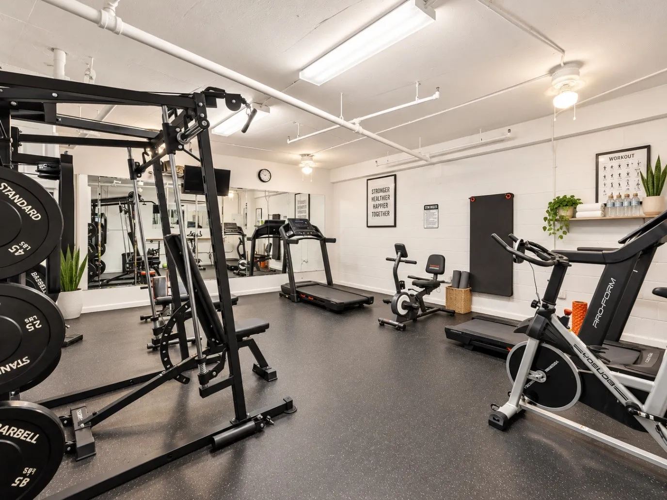 Condominium For Rent in Dallas County , 3102 Kings Road 1301, Dallas, Texas 75219, 1 Bedroom, 1 Bathroom, 1 Garage spaces, 665 Sqft, built in 2001, mls#21388505, Real Estate Agent in Dallas, Homes For Rent in Dallas county, Homes For Rent in Dallas, Realtor in Dallas Texas, Real Estate Brokerage Independent Realty Texas, Luminita Cordes Realtor