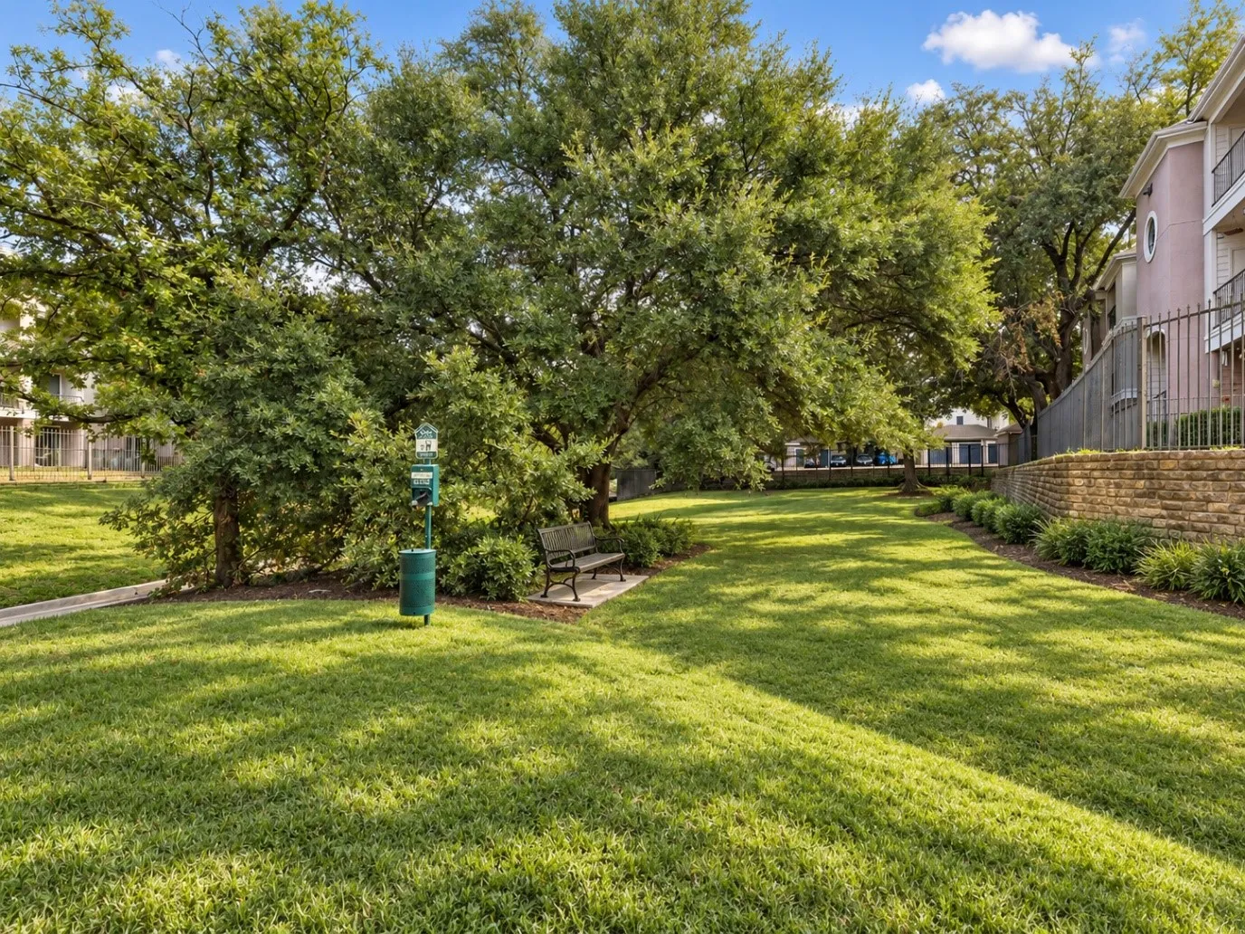 Condominium For Rent in Dallas County , 3102 Kings Road 1301, Dallas, Texas 75219, 1 Bedroom, 1 Bathroom, 1 Garage spaces, 665 Sqft, built in 2001, mls#21388505, Real Estate Agent in Dallas, Homes For Rent in Dallas county, Homes For Rent in Dallas, Realtor in Dallas Texas, Real Estate Brokerage Independent Realty Texas, Luminita Cordes Realtor