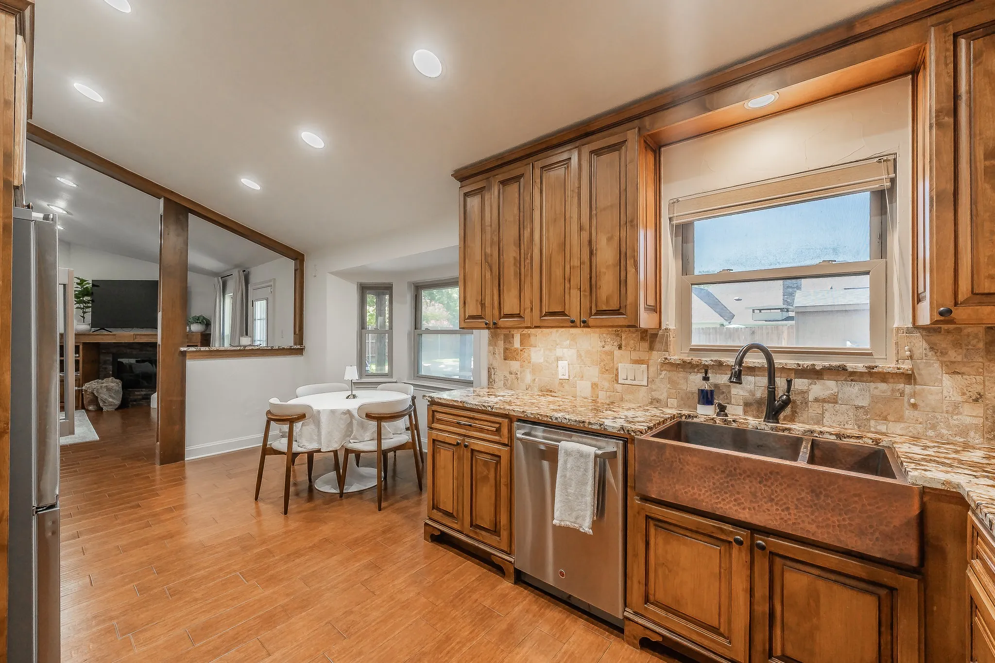 Single Family Residence For Sale in Tarrant County , 7536 Oak Park Drive, North Richland Hills, Texas 76182, 3 Bedroom, 2 Bathroom, 1 Garage spaces, 1,567 Sqft, built in 1980, mls#21386280, Real Estate Agent in North Richland Hills, Homes For Sale in Tarrant county, Homes For Sale in North Richland Hills, Realtor in North Richland Hills Texas, Real Estate Brokerage Independent Realty Texas, Luminita Cordes Realtor