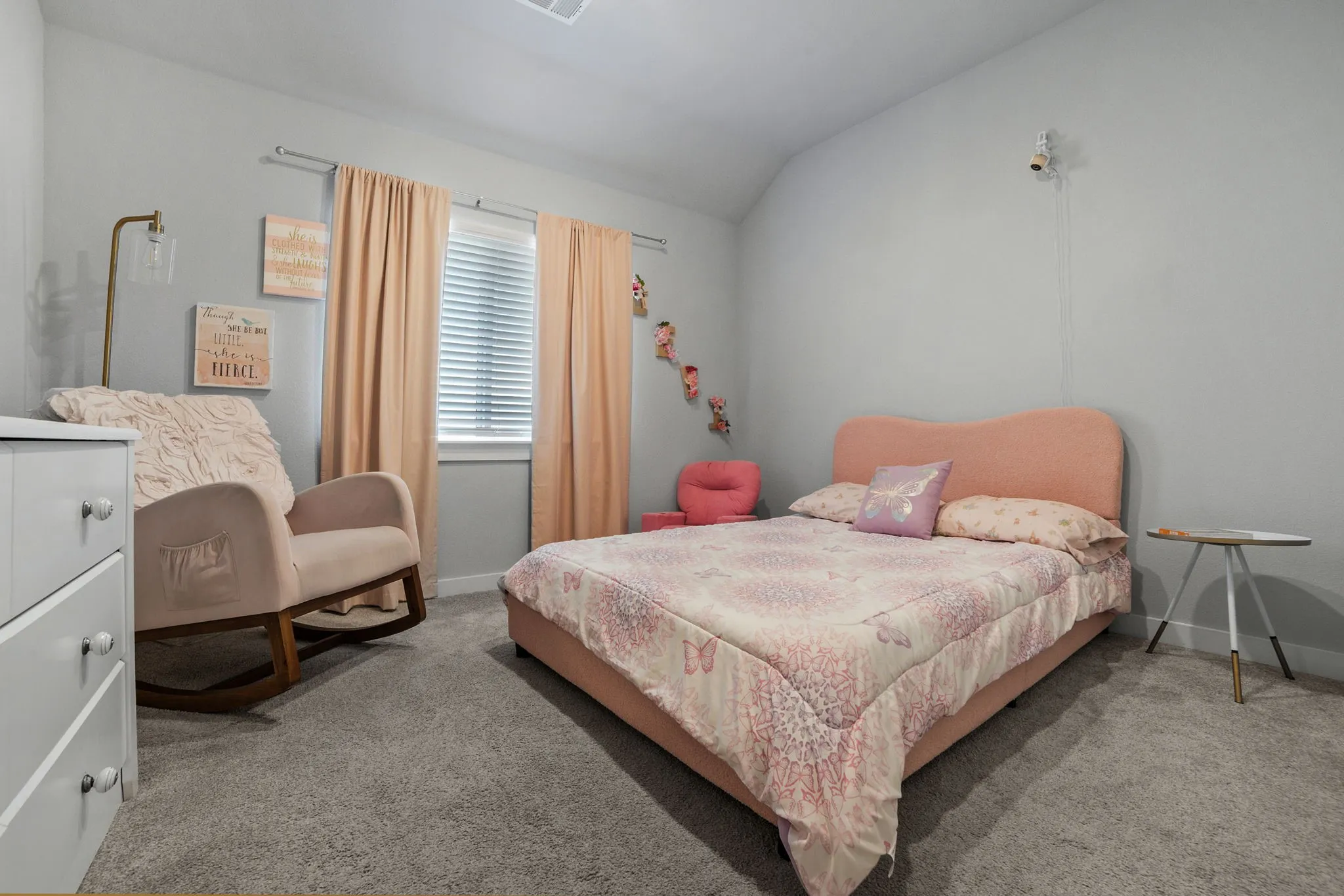 Single Family Residence For Sale in Collin County , 611 Emily Lane, Wylie, Texas 75098, 3 Bedroom, 3 Bathroom, 2 Garage spaces, 1,886 Sqft, built in 2021, mls#21388601, Real Estate Agent in Wylie, Homes For Sale in Collin county, Homes For Sale in Wylie, Realtor in Wylie Texas, Real Estate Brokerage Independent Realty Texas, Luminita Cordes Realtor