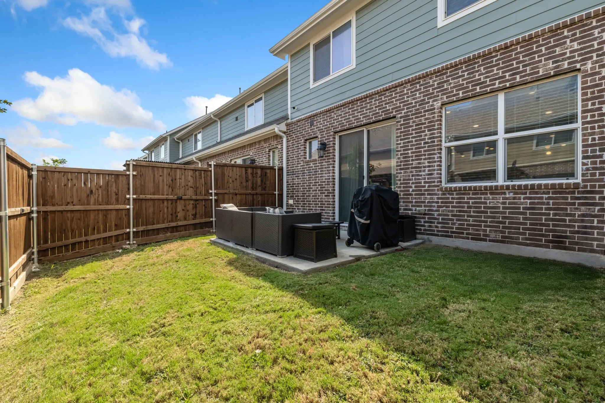 Single Family Residence For Sale in Collin County , 611 Emily Lane, Wylie, Texas 75098, 3 Bedroom, 3 Bathroom, 2 Garage spaces, 1,886 Sqft, built in 2021, mls#21388601, Real Estate Agent in Wylie, Homes For Sale in Collin county, Homes For Sale in Wylie, Realtor in Wylie Texas, Real Estate Brokerage Independent Realty Texas, Luminita Cordes Realtor