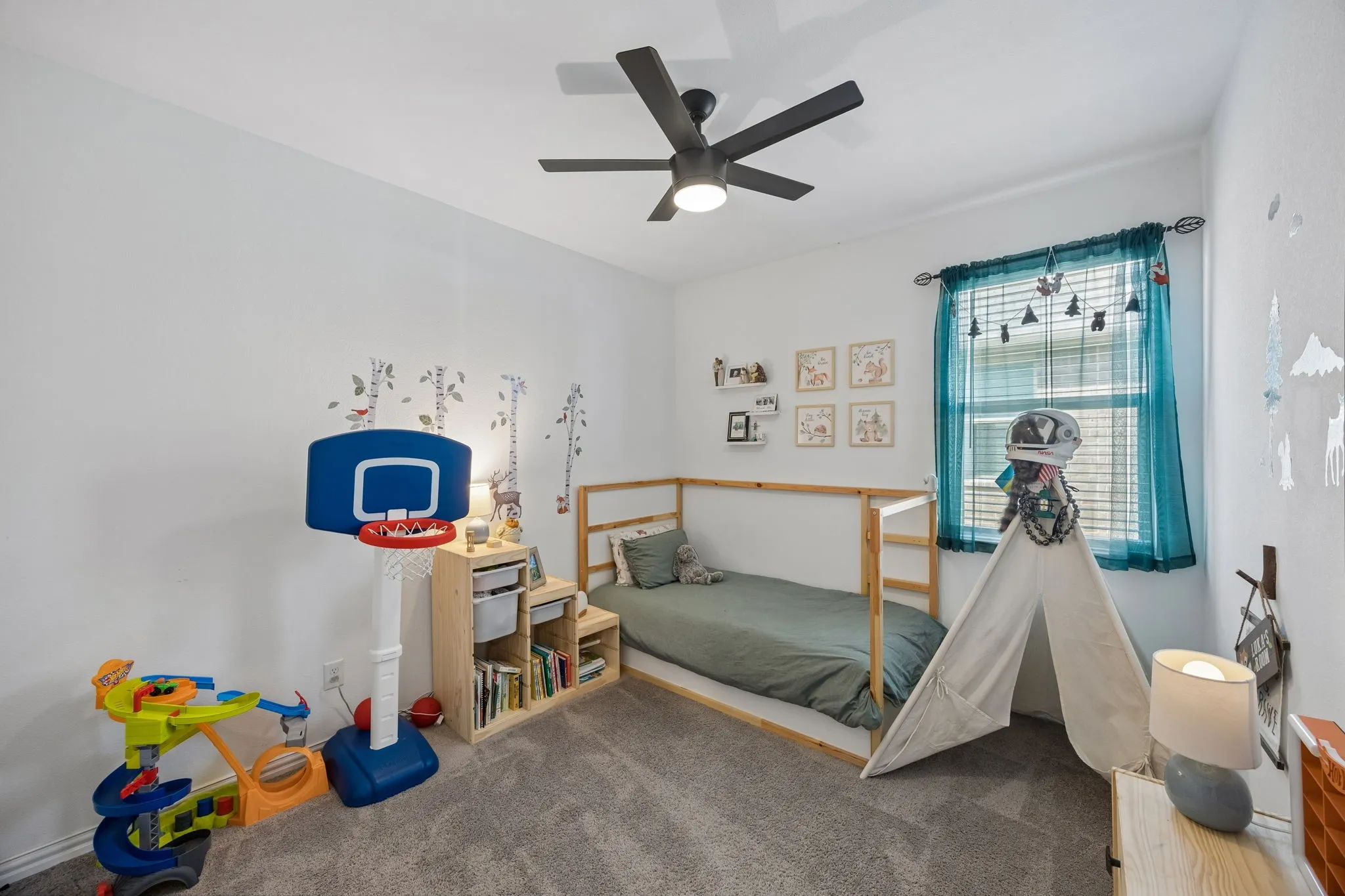Single Family Residence For Rent in Collin County , 4820 Parrington Drive, Princeton, Texas 75407, 4 Bedroom, 2 Bathroom, 2 Garage spaces, 1,994 Sqft, built in 2021, mls#21388501, Real Estate Agent in Princeton, Homes For Rent in Collin county, Homes For Rent in Princeton, Realtor in Princeton Texas, Real Estate Brokerage Independent Realty Texas, Luminita Cordes Realtor