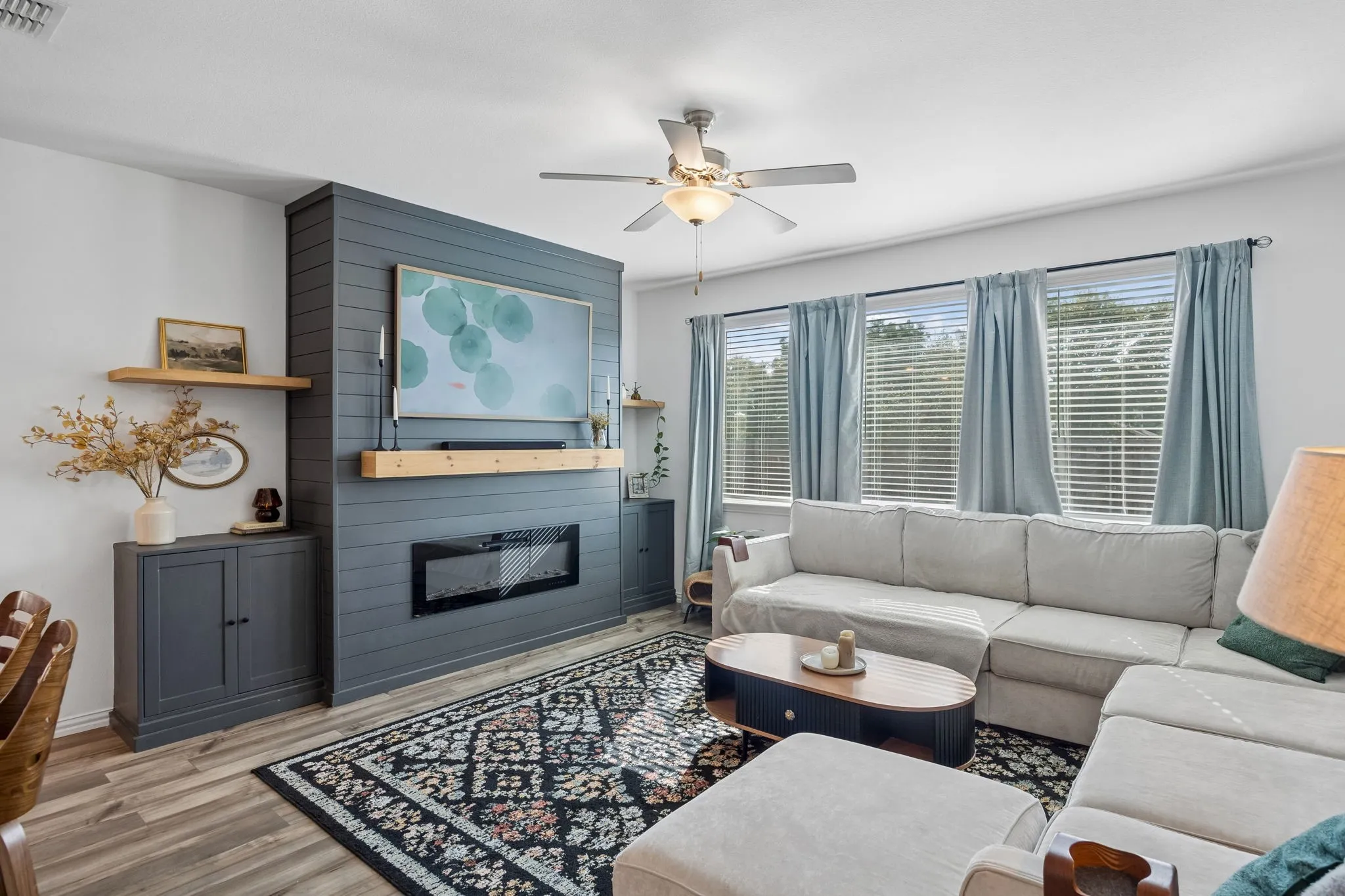 Single Family Residence For Rent in Collin County , 4820 Parrington Drive, Princeton, Texas 75407, 4 Bedroom, 2 Bathroom, 2 Garage spaces, 1,994 Sqft, built in 2021, mls#21388501, Real Estate Agent in Princeton, Homes For Rent in Collin county, Homes For Rent in Princeton, Realtor in Princeton Texas, Real Estate Brokerage Independent Realty Texas, Luminita Cordes Realtor