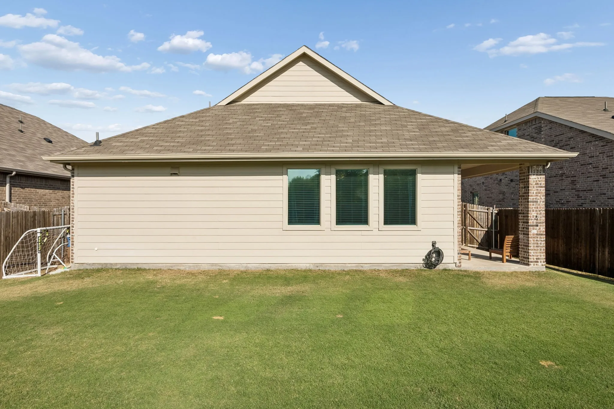 Single Family Residence For Rent in Collin County , 4820 Parrington Drive, Princeton, Texas 75407, 4 Bedroom, 2 Bathroom, 2 Garage spaces, 1,994 Sqft, built in 2021, mls#21388501, Real Estate Agent in Princeton, Homes For Rent in Collin county, Homes For Rent in Princeton, Realtor in Princeton Texas, Real Estate Brokerage Independent Realty Texas, Luminita Cordes Realtor