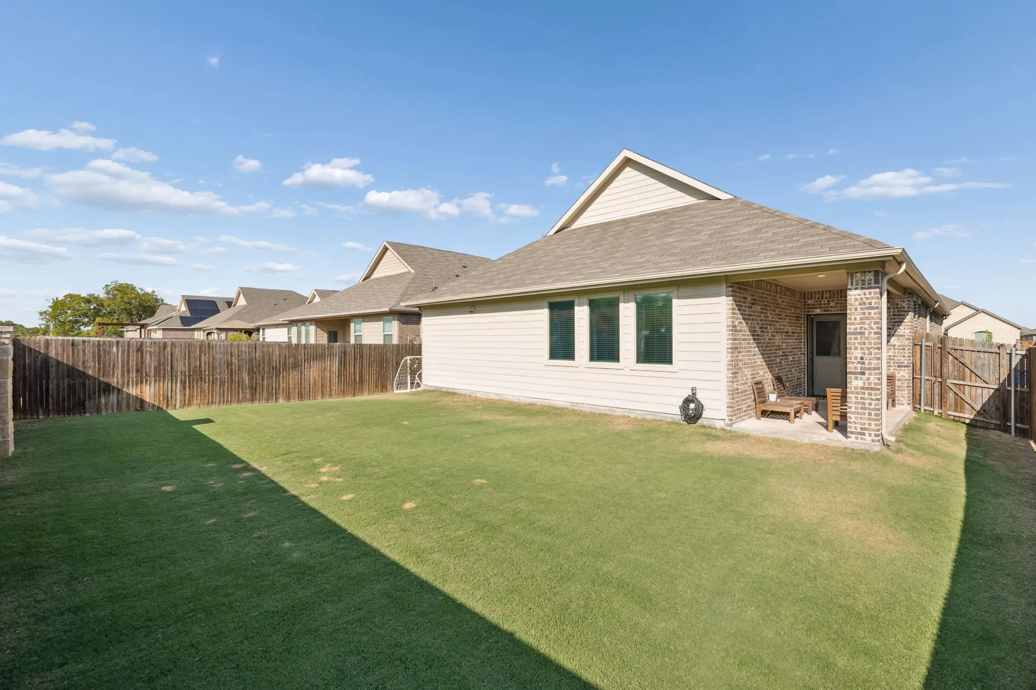 Single Family Residence For Rent in Collin County , 4820 Parrington Drive, Princeton, Texas 75407, 4 Bedroom, 2 Bathroom, 2 Garage spaces, 1,994 Sqft, built in 2021, mls#21388501, Real Estate Agent in Princeton, Homes For Rent in Collin county, Homes For Rent in Princeton, Realtor in Princeton Texas, Real Estate Brokerage Independent Realty Texas, Luminita Cordes Realtor