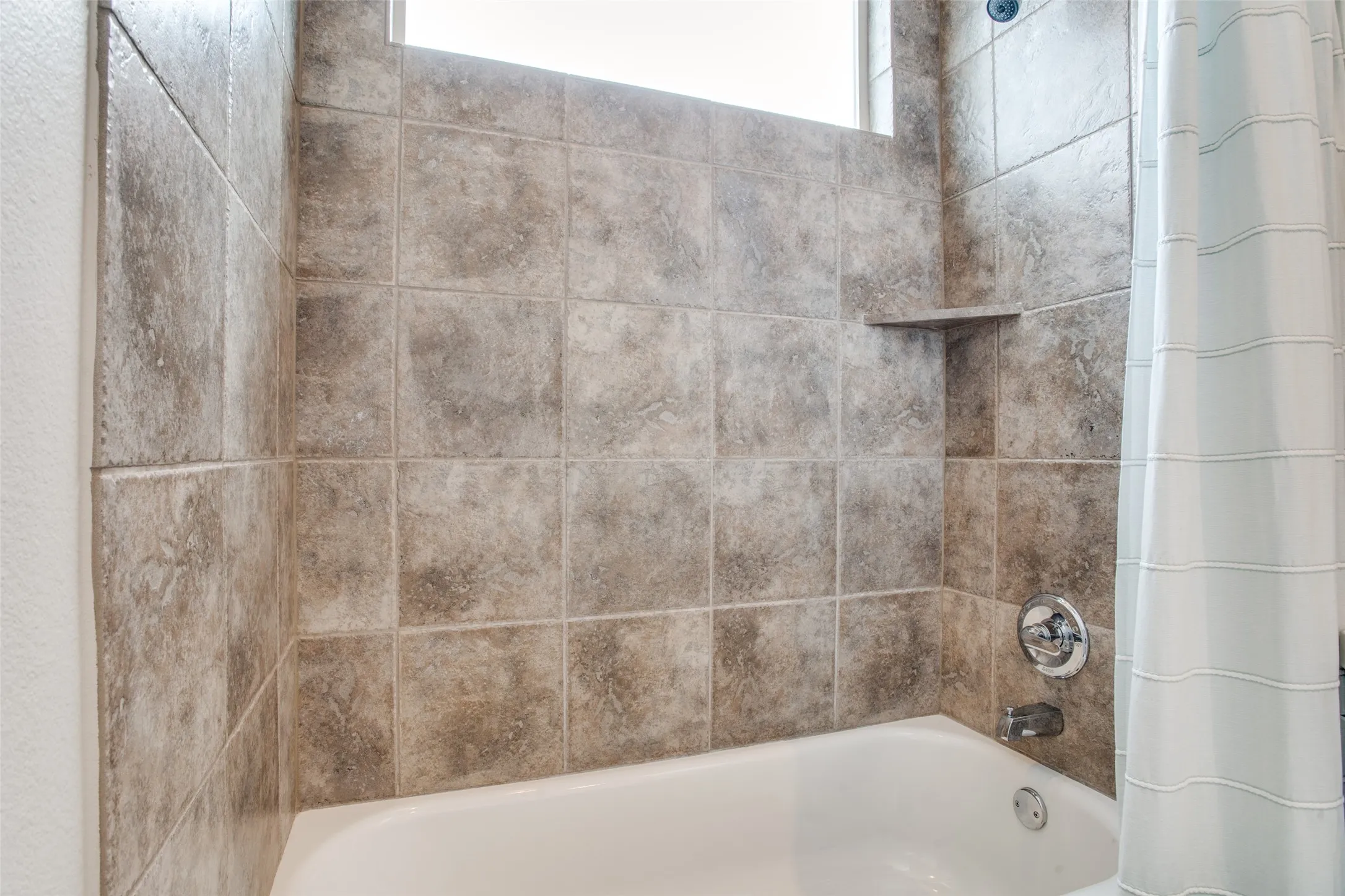 Condominium For Rent in Dallas County , 4010 Gilbert Avenue A, Dallas, Texas 75219, 2 Bedroom, 3 Bathroom, 2 Garage spaces, 1,734 Sqft, built in 2005, mls#21388583, Real Estate Agent in Dallas, Homes For Rent in Dallas county, Homes For Rent in Dallas, Realtor in Dallas Texas, Real Estate Brokerage Independent Realty Texas, Luminita Cordes Realtor