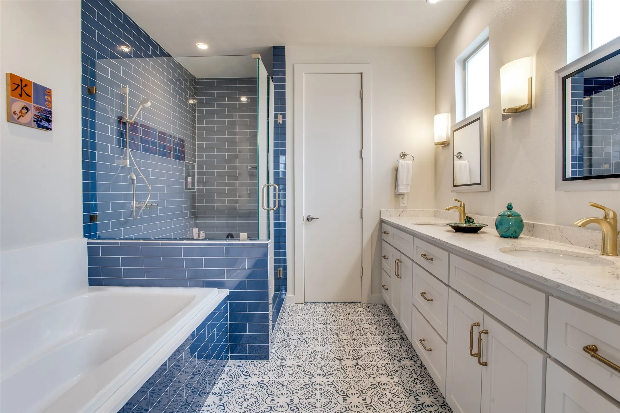 Condominium For Rent in Dallas County , 4010 Gilbert Avenue A, Dallas, Texas 75219, 2 Bedroom, 3 Bathroom, 2 Garage spaces, 1,734 Sqft, built in 2005, mls#21388583, Real Estate Agent in Dallas, Homes For Rent in Dallas county, Homes For Rent in Dallas, Realtor in Dallas Texas, Real Estate Brokerage Independent Realty Texas, Luminita Cordes Realtor