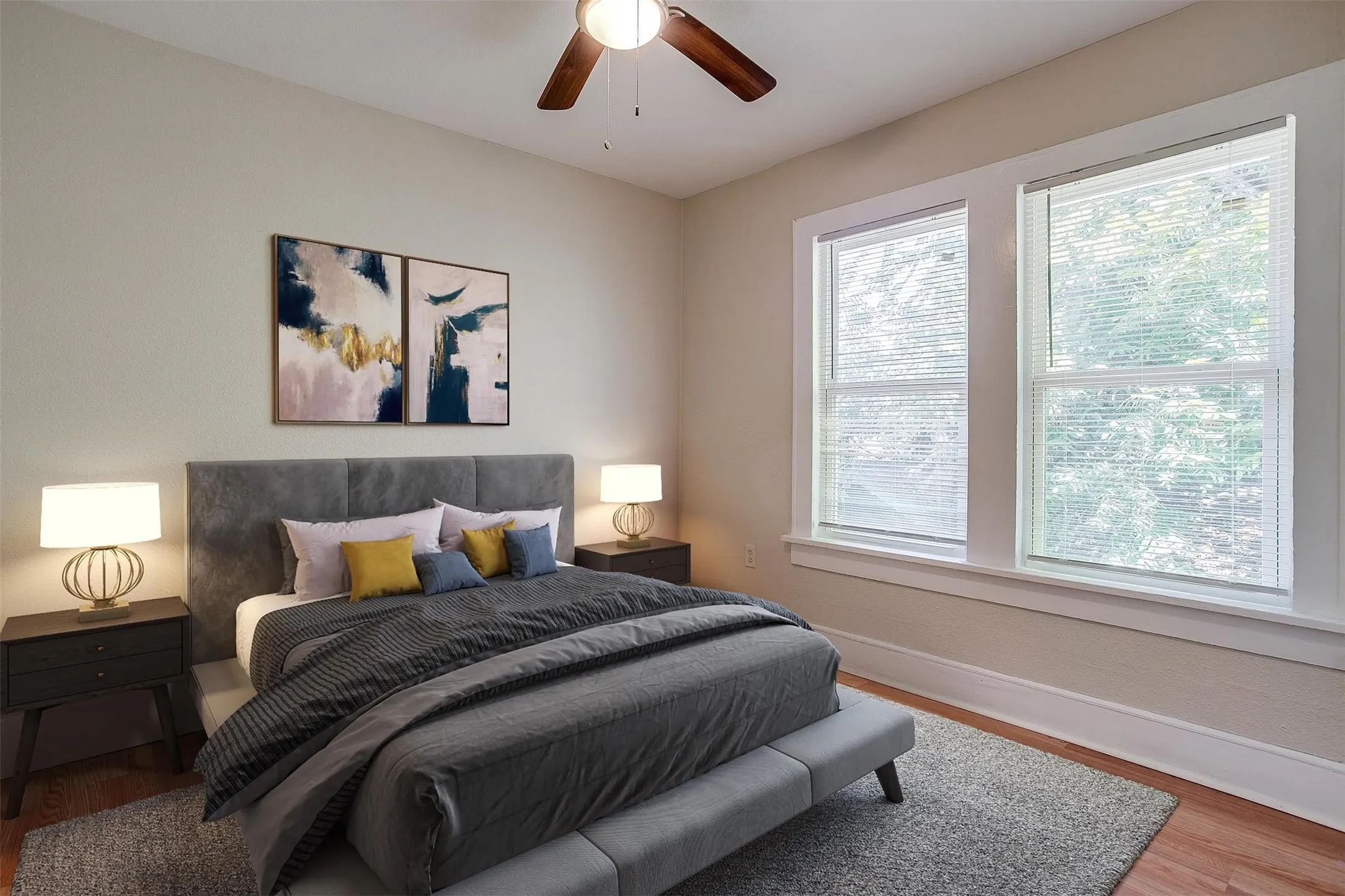 Quadruplex For Sale in Tarrant County , 1016 E Arlington Avenue, Fort Worth, Texas 76104, 2 Bedroom, 1 Bathroom, Garage spaces, 0 Sqft, built in 1930, mls#21388549, Real Estate Agent in Fort Worth, Homes For Sale in Tarrant county, Homes For Sale in Fort Worth, Realtor in Fort Worth Texas, Real Estate Brokerage Independent Realty Texas, Luminita Cordes Realtor