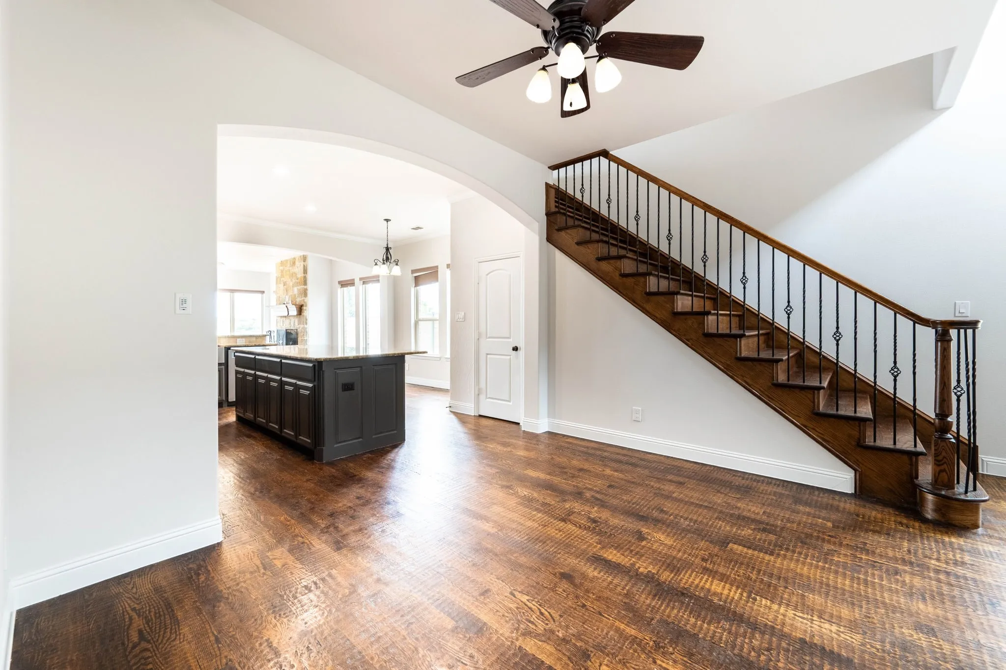 Single Family Residence For Rent in Dallas County , 2313 Windjammer Way, Rowlett, Texas 75088, 4 Bedroom, 5 Bathroom, 2 Garage spaces, 3,253 Sqft, built in 2016, mls#21386222, Real Estate Agent in Rowlett, Homes For Rent in Dallas county, Homes For Rent in Rowlett, Realtor in Rowlett Texas, Real Estate Brokerage Independent Realty Texas, Luminita Cordes Realtor