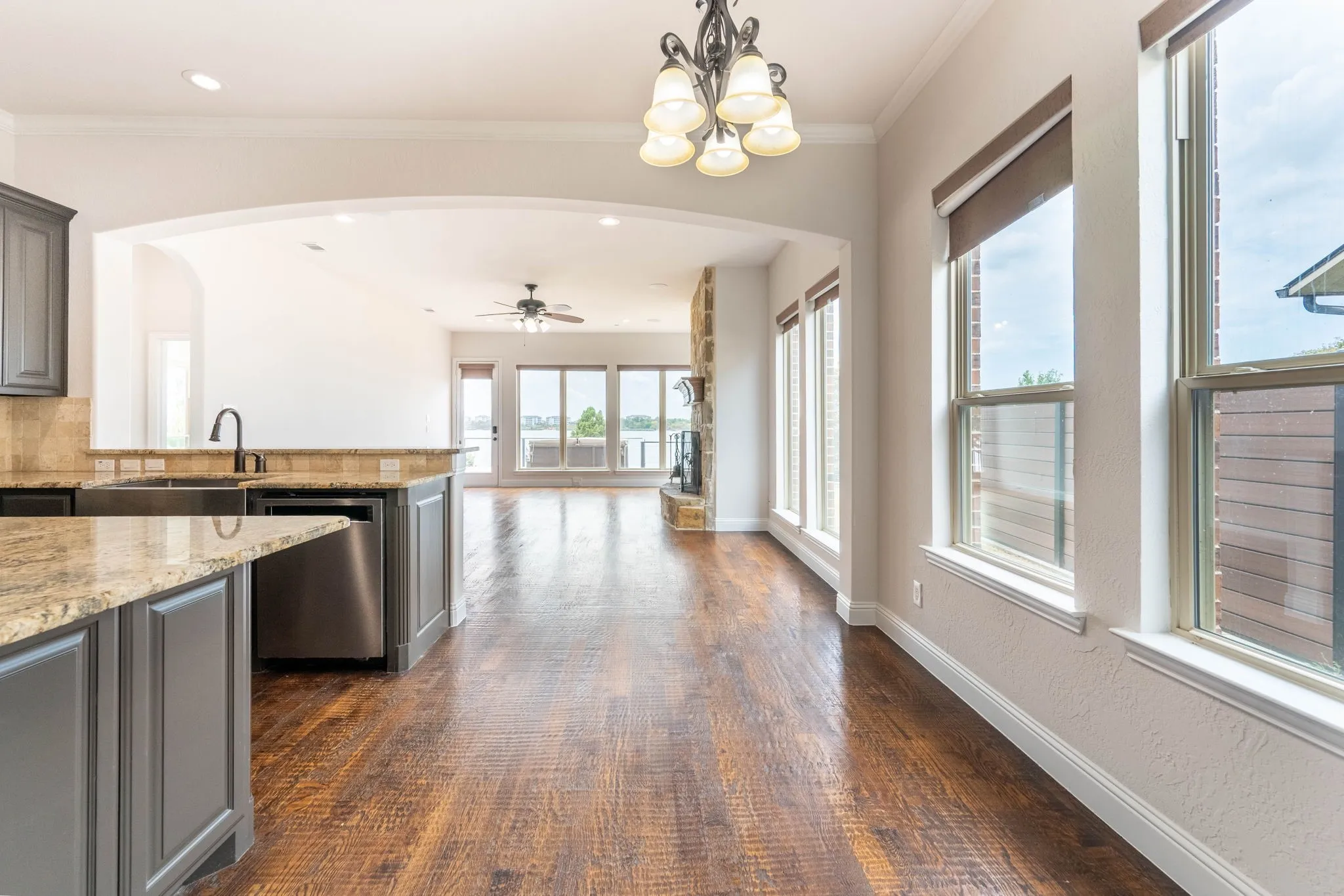 Single Family Residence For Rent in Dallas County , 2313 Windjammer Way, Rowlett, Texas 75088, 4 Bedroom, 5 Bathroom, 2 Garage spaces, 3,253 Sqft, built in 2016, mls#21386222, Real Estate Agent in Rowlett, Homes For Rent in Dallas county, Homes For Rent in Rowlett, Realtor in Rowlett Texas, Real Estate Brokerage Independent Realty Texas, Luminita Cordes Realtor