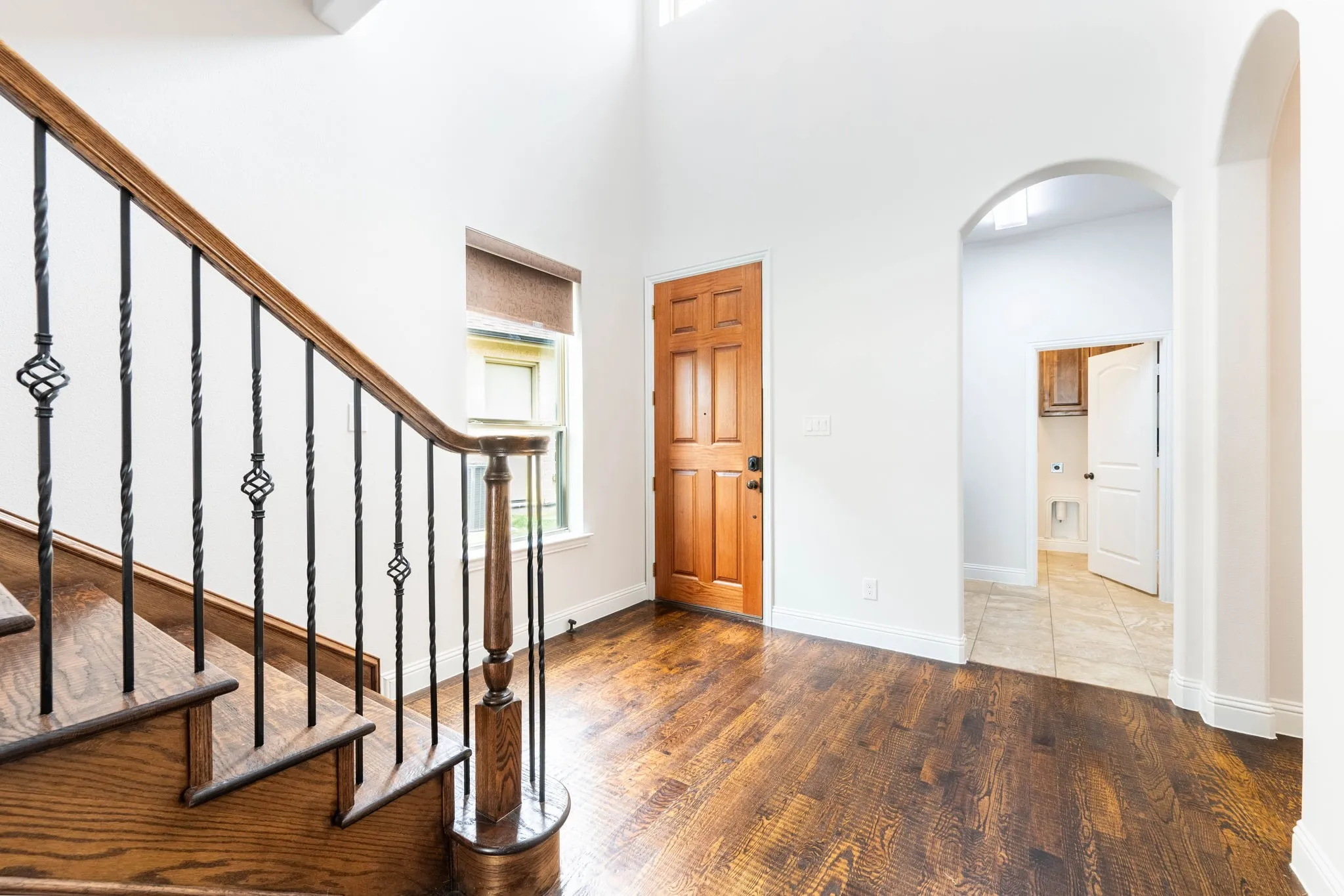 Single Family Residence For Rent in Dallas County , 2313 Windjammer Way, Rowlett, Texas 75088, 4 Bedroom, 5 Bathroom, 2 Garage spaces, 3,253 Sqft, built in 2016, mls#21386222, Real Estate Agent in Rowlett, Homes For Rent in Dallas county, Homes For Rent in Rowlett, Realtor in Rowlett Texas, Real Estate Brokerage Independent Realty Texas, Luminita Cordes Realtor