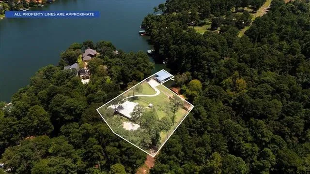 Single Family Residence For Sale in Cherokee County , 130 CR 3162, Jacksonville, Texas 75766, 3 Bedroom, 2 Bathroom, Garage spaces, 2,448 Sqft, built in 1966, mls#21388618, Real Estate Agent in Jacksonville, Homes For Sale in Cherokee county, Homes For Sale in Jacksonville, Realtor in Jacksonville Texas, Real Estate Brokerage Independent Realty Texas, Luminita Cordes Realtor