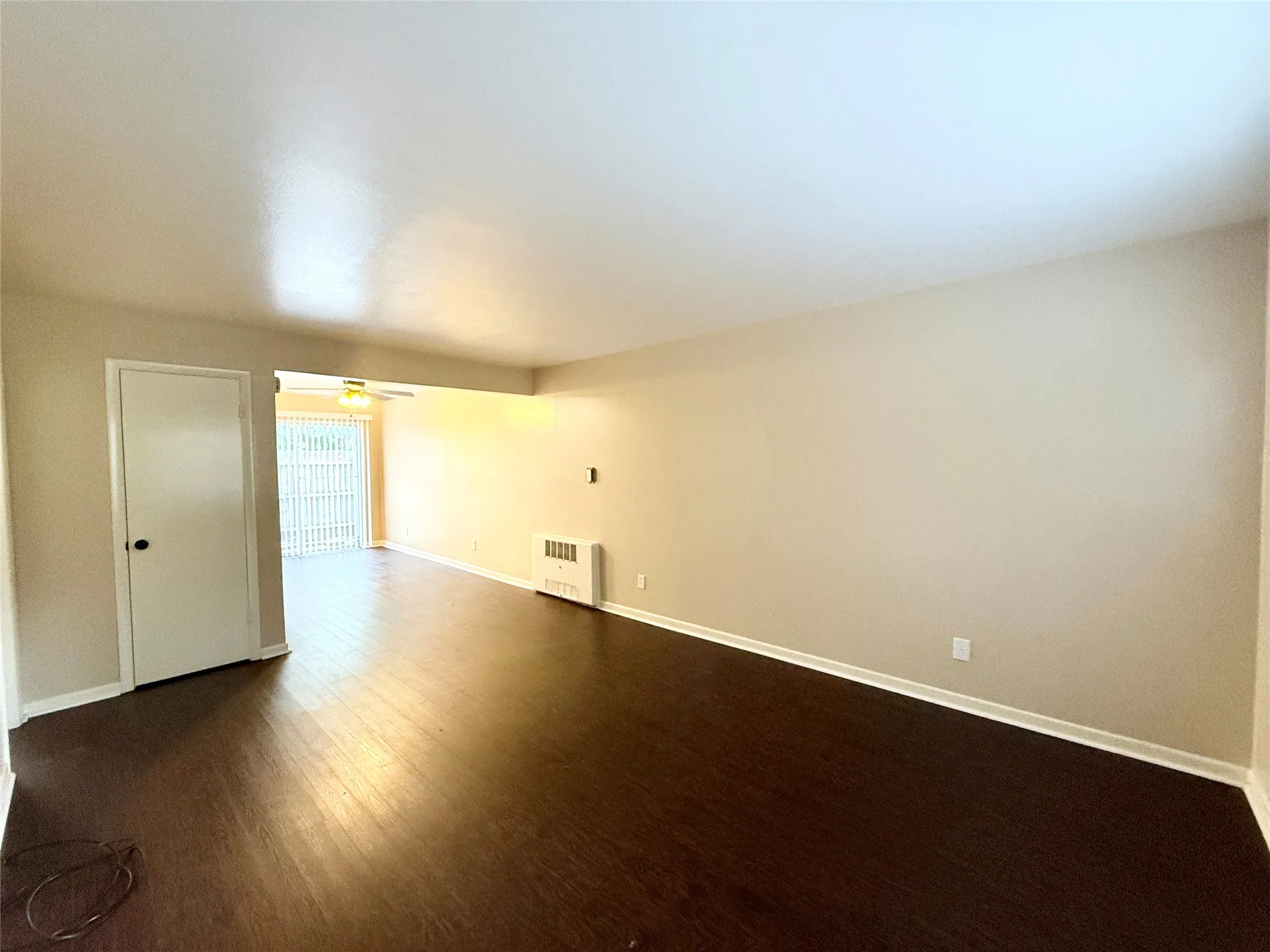 Apartment For Rent in Dallas County , 10450 E Northwest Highway, Dallas, Texas 75238, 2 Bedroom, 2 Bathroom, Garage spaces, 8,908 Sqft, built in 1962, mls#21388561, Real Estate Agent in Dallas, Homes For Rent in Dallas county, Homes For Rent in Dallas, Realtor in Dallas Texas, Real Estate Brokerage Independent Realty Texas, Luminita Cordes Realtor