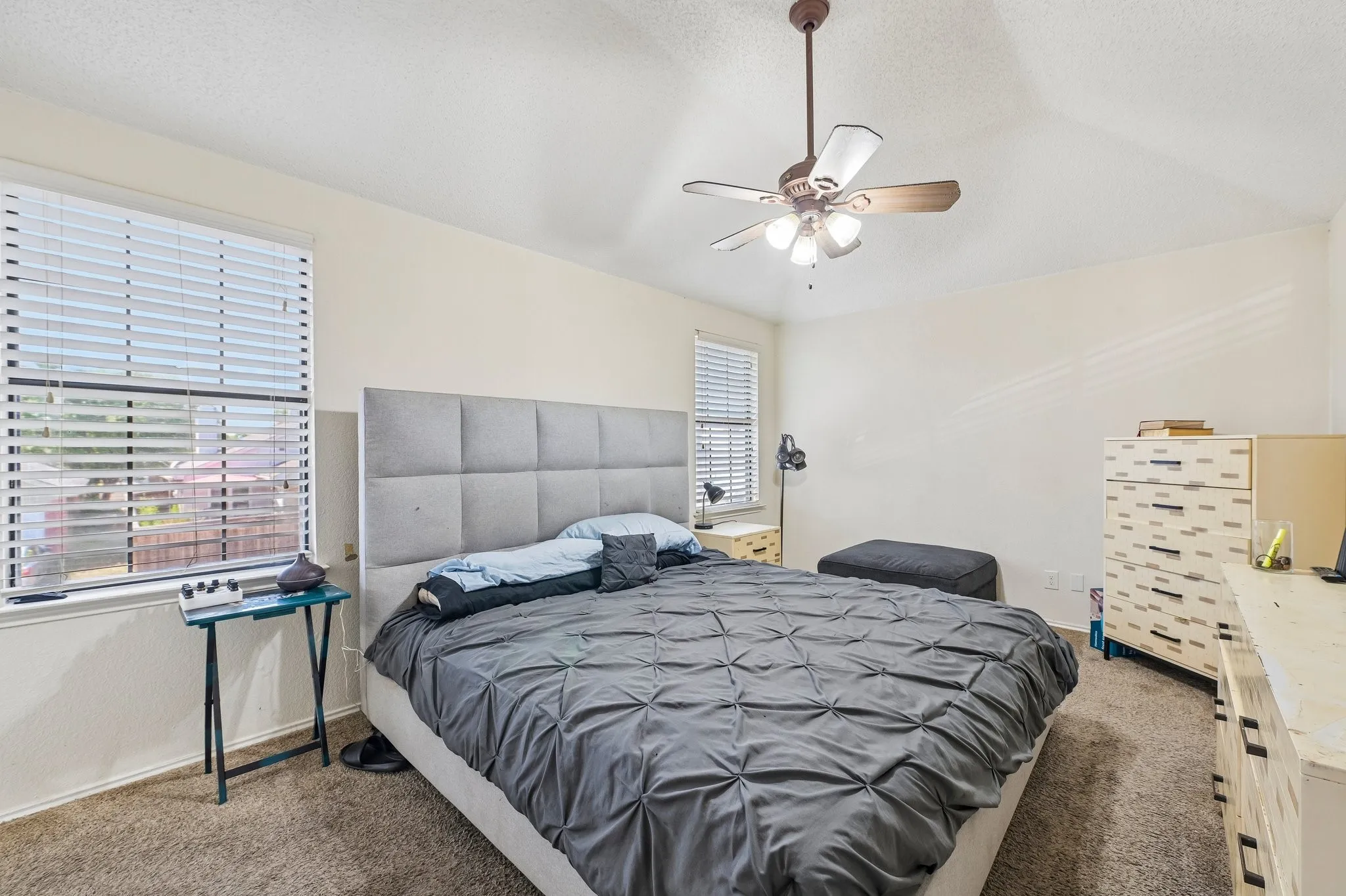 Single Family Residence For Sale in Tarrant County , 4357 Walsh Lane, Grand Prairie, Texas 75052, 3 Bedroom, 3 Bathroom, 2 Garage spaces, 1,774 Sqft, built in 1988, mls#21386860, Real Estate Agent in Grand Prairie, Homes For Sale in Tarrant county, Homes For Sale in Grand Prairie, Realtor in Grand Prairie Texas, Real Estate Brokerage Independent Realty Texas, Luminita Cordes Realtor