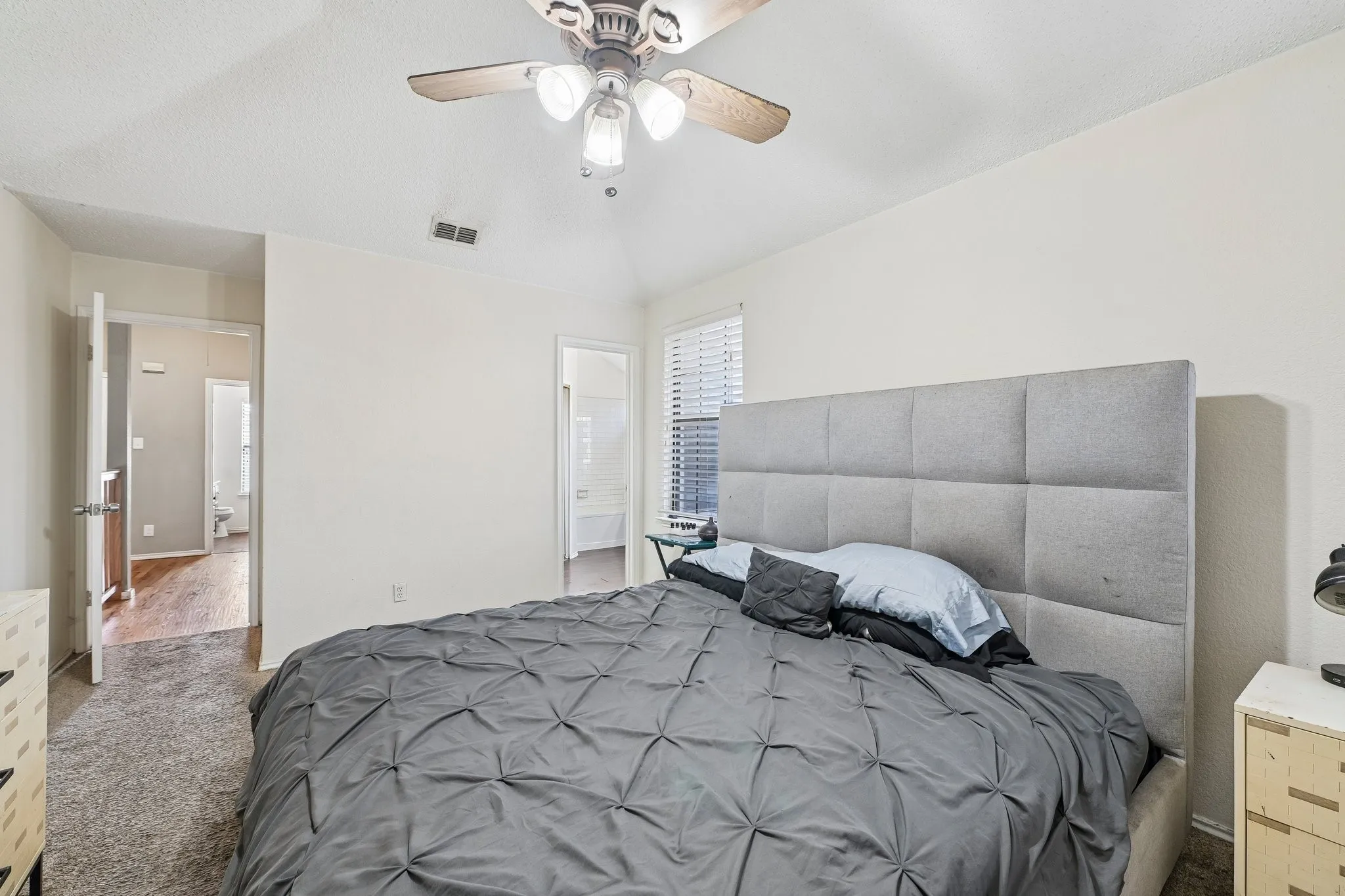 Single Family Residence For Sale in Tarrant County , 4357 Walsh Lane, Grand Prairie, Texas 75052, 3 Bedroom, 3 Bathroom, 2 Garage spaces, 1,774 Sqft, built in 1988, mls#21386860, Real Estate Agent in Grand Prairie, Homes For Sale in Tarrant county, Homes For Sale in Grand Prairie, Realtor in Grand Prairie Texas, Real Estate Brokerage Independent Realty Texas, Luminita Cordes Realtor