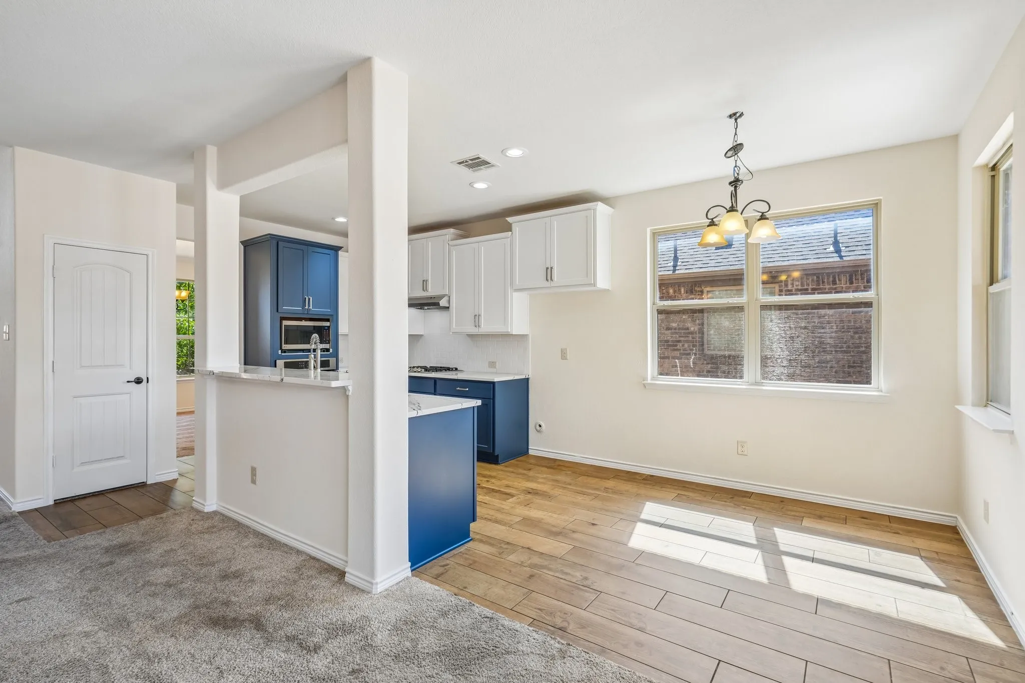 Single Family Residence For Sale in Collin County , 123 Parkwood Drive, Wylie, Texas 75098, 4 Bedroom, 3 Bathroom, 2 Garage spaces, 2,485 Sqft, built in 2015, mls#21386791, Real Estate Agent in Wylie, Homes For Sale in Collin county, Homes For Sale in Wylie, Realtor in Wylie Texas, Real Estate Brokerage Independent Realty Texas, Luminita Cordes Realtor