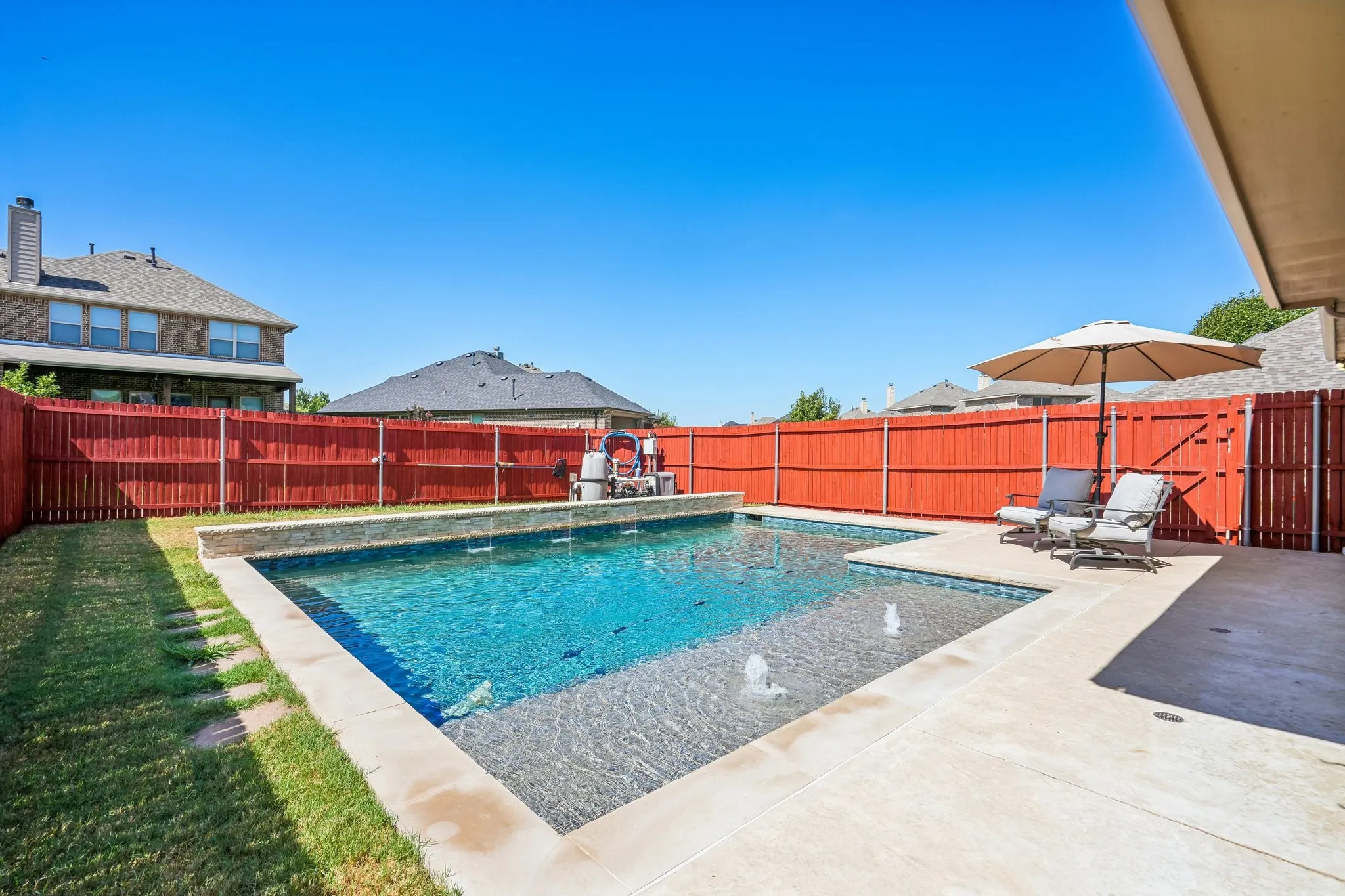Single Family Residence For Sale in Collin County , 123 Parkwood Drive, Wylie, Texas 75098, 4 Bedroom, 3 Bathroom, 2 Garage spaces, 2,485 Sqft, built in 2015, mls#21386791, Real Estate Agent in Wylie, Homes For Sale in Collin county, Homes For Sale in Wylie, Realtor in Wylie Texas, Real Estate Brokerage Independent Realty Texas, Luminita Cordes Realtor