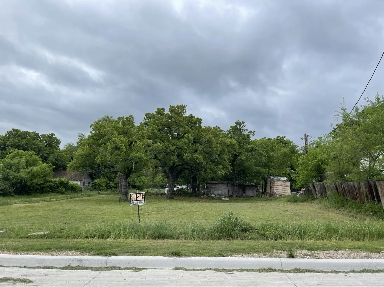 Unimproved Land For Sale in Eastland County , 916 W Moss Street, Eastland, Texas 76448, 0, 0, Garage spaces, 0 Sqft, built in 0, mls#21386561, Real Estate Agent in Eastland, Homes For Sale in Eastland county, Homes For Sale in Eastland, Realtor in Eastland Texas, Real Estate Brokerage Independent Realty Texas, Luminita Cordes Realtor