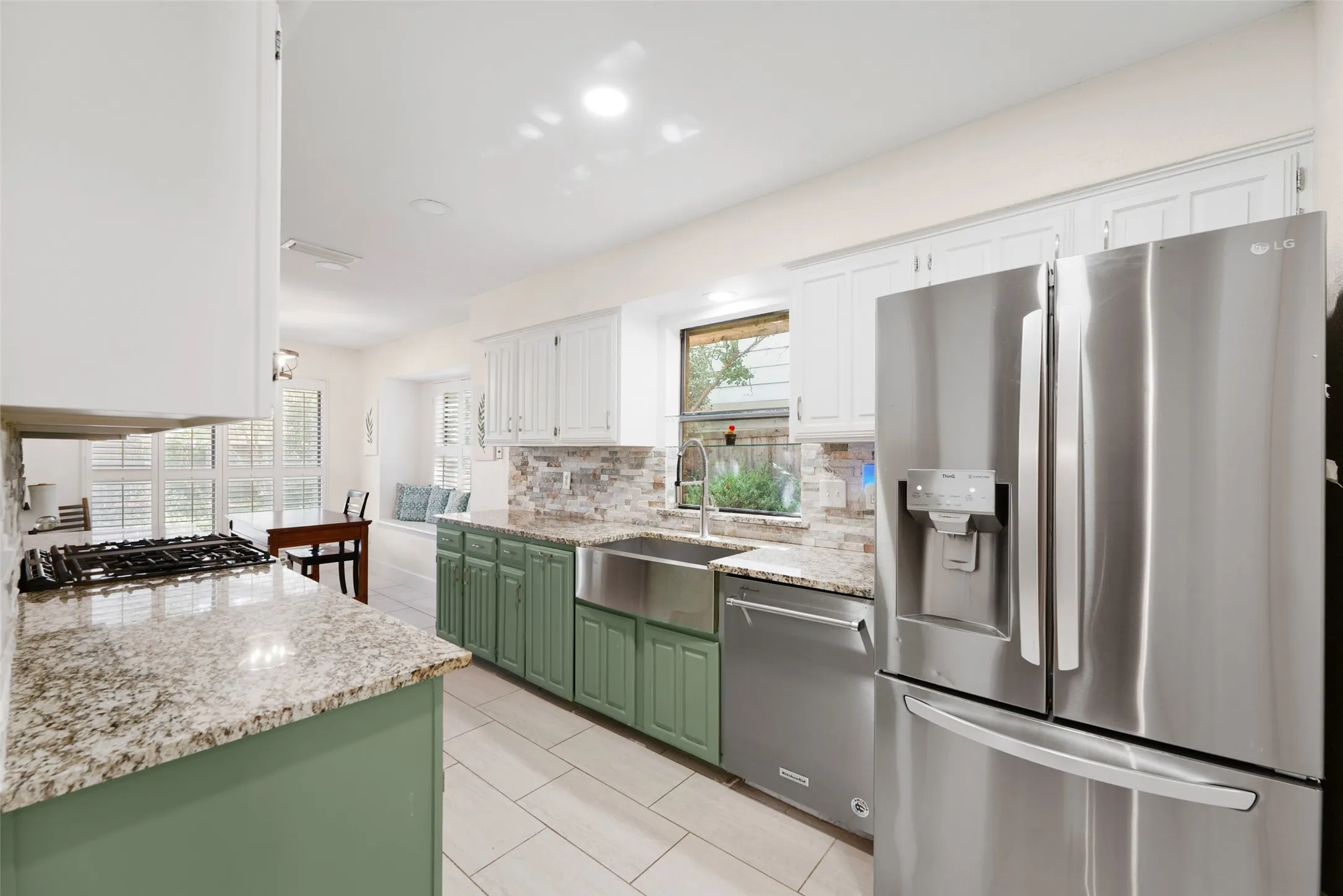 Single Family Residence For Sale in Dallas County , 1602 Meadowglen Lane, Mesquite, Texas 75150, 3 Bedroom, 2 Bathroom, 2 Garage spaces, 1,774 Sqft, built in 1979, mls#21387107, Real Estate Agent in Mesquite, Homes For Sale in Dallas county, Homes For Sale in Mesquite, Realtor in Mesquite Texas, Real Estate Brokerage Independent Realty Texas, Luminita Cordes Realtor