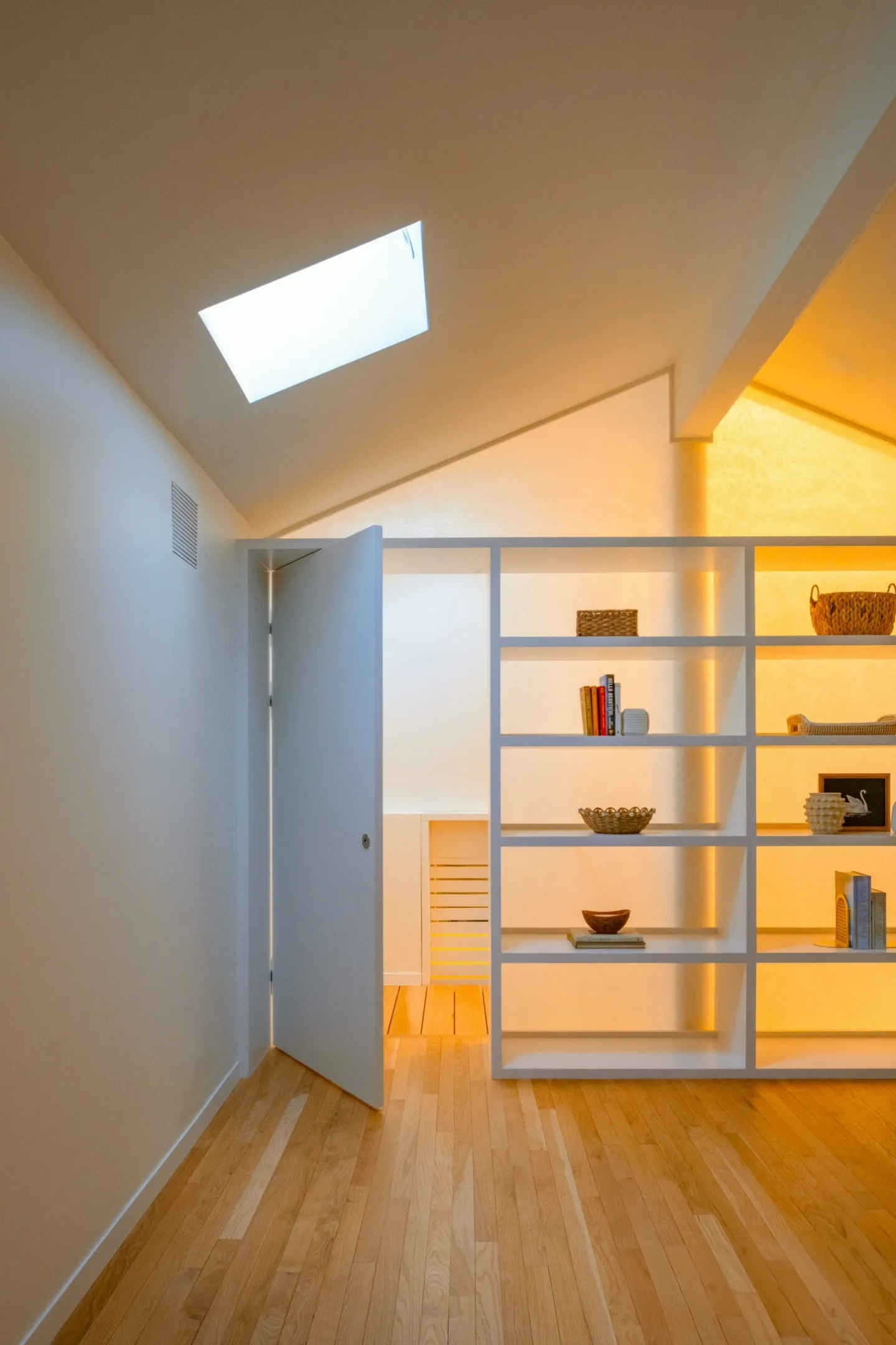 bonus loft area
