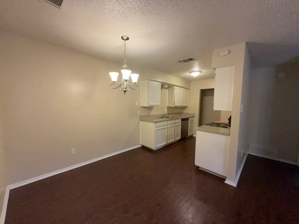 Duplex For Rent in Tarrant County , 691 Lantana Drive, Keller, Texas 76248, 2 Bedroom, 2 Bathroom, 2 Garage spaces, 964 Sqft, built in 1984, mls#21388656, Real Estate Agent in Keller, Homes For Rent in Tarrant county, Homes For Rent in Keller, Realtor in Keller Texas, Real Estate Brokerage Independent Realty Texas, Luminita Cordes Realtor