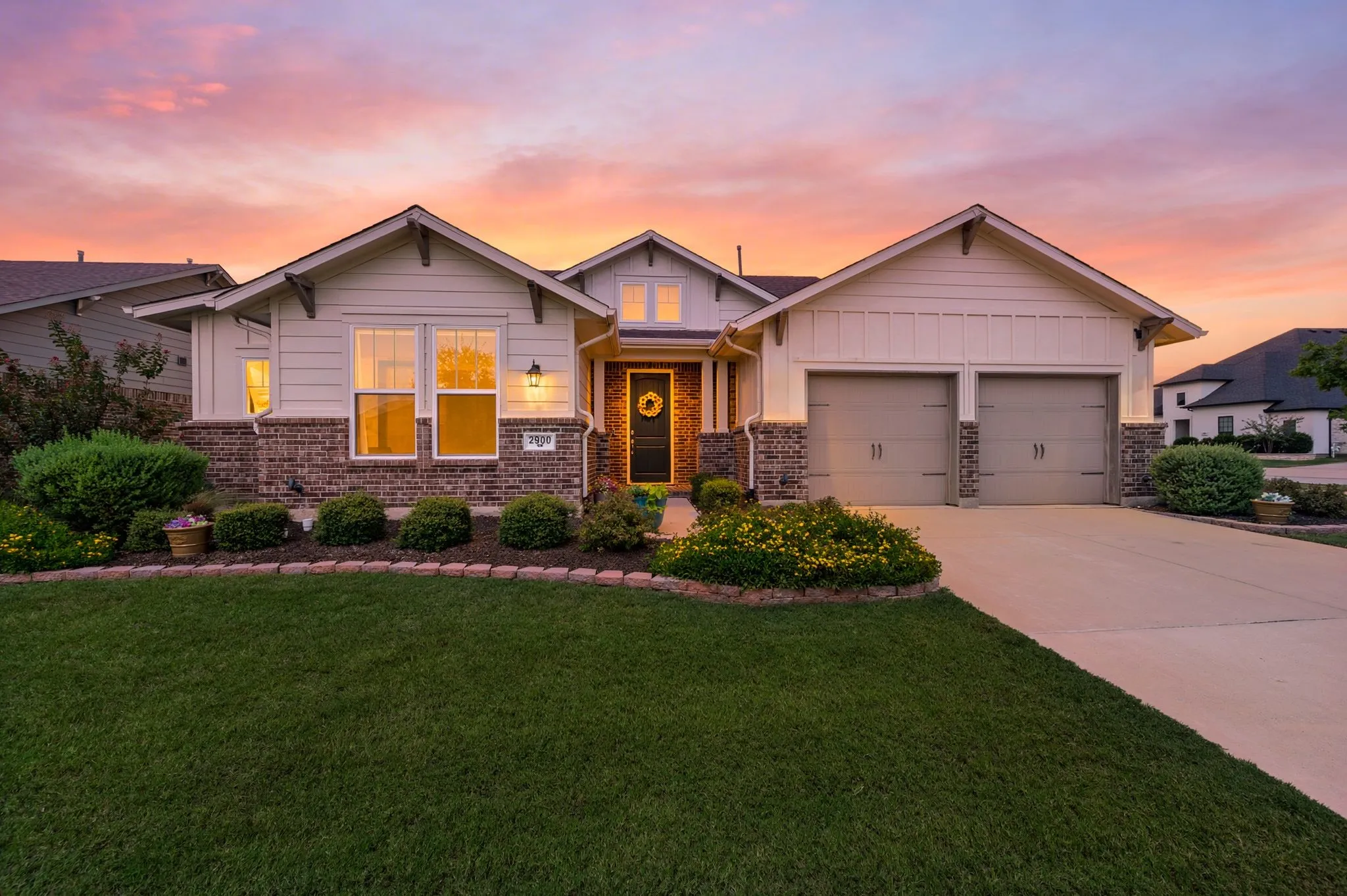 Single Family Residence For Sale in Denton County , 2900 Peekaboo Lane, Northlake, Texas 76247, 4 Bedroom, 3 Bathroom, 3 Garage spaces, 2,888 Sqft, built in 2020, mls#21383764, Real Estate Agent in Northlake, Homes For Sale in Denton county, Homes For Sale in Northlake, Realtor in Northlake Texas, Real Estate Brokerage Independent Realty Texas, Luminita Cordes Realtor