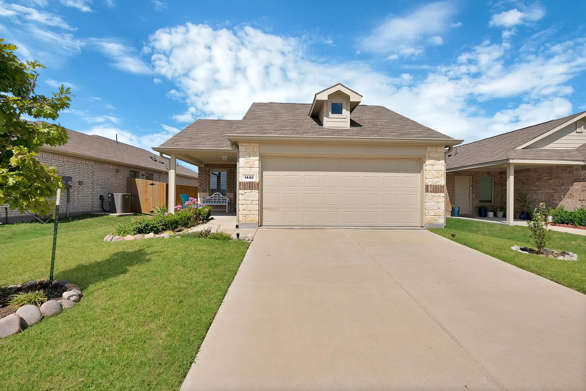Single Family Residence For Sale in Kaufman County , 1448 Dovekie Drive, Forney, Texas 75126, 3 Bedroom, 2 Bathroom, 2 Garage spaces, 1,260 Sqft, built in 2023, mls#21372759, Real Estate Agent in Forney, Homes For Sale in Kaufman county, Homes For Sale in Forney, Realtor in Forney Texas, Real Estate Brokerage Independent Realty Texas, Luminita Cordes Realtor