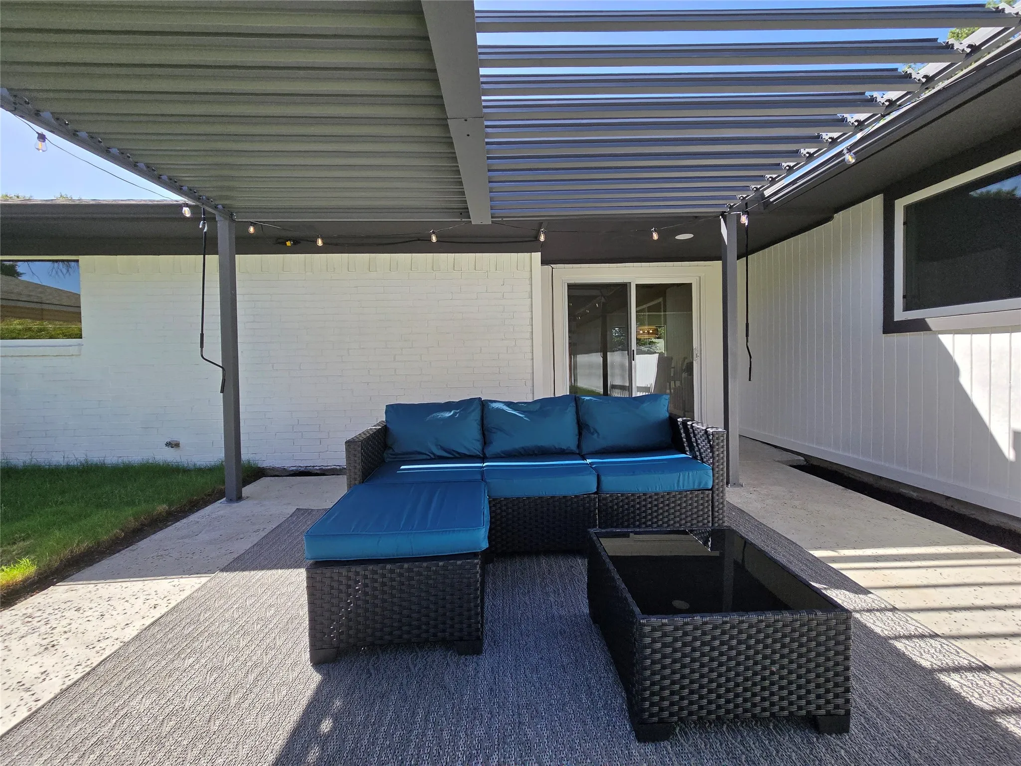 Single Family Residence For Sale in Dallas County , 7305 Heathermore Drive, Dallas, Texas 75248, 4 Bedroom, 3 Bathroom, 2 Garage spaces, 2,120 Sqft, built in 1969, mls#21387464, Real Estate Agent in Dallas, Homes For Sale in Dallas county, Homes For Sale in Dallas, Realtor in Dallas Texas, Real Estate Brokerage Independent Realty Texas, Luminita Cordes Realtor