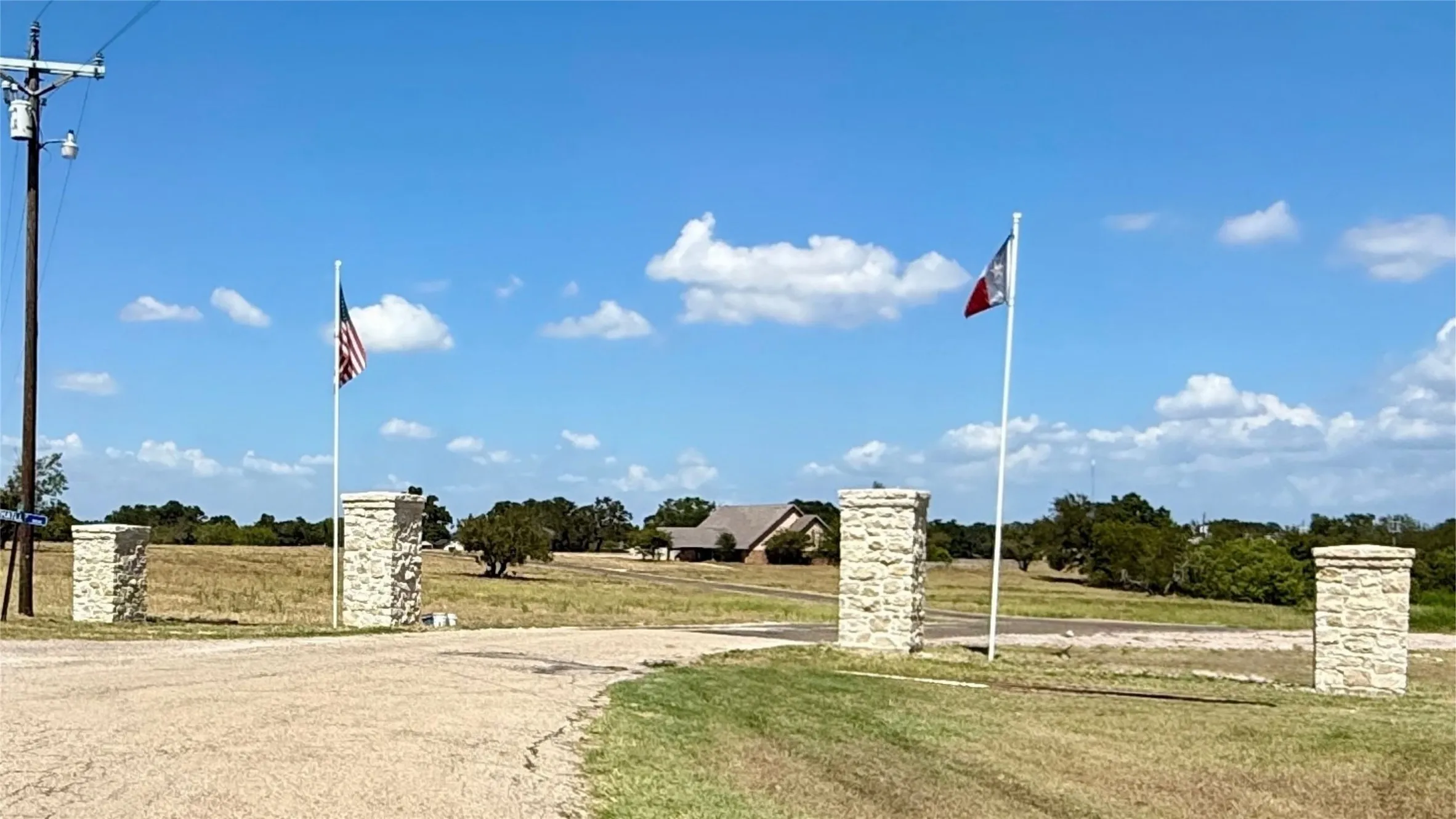 Rustling Oaks Subdivision Entrance