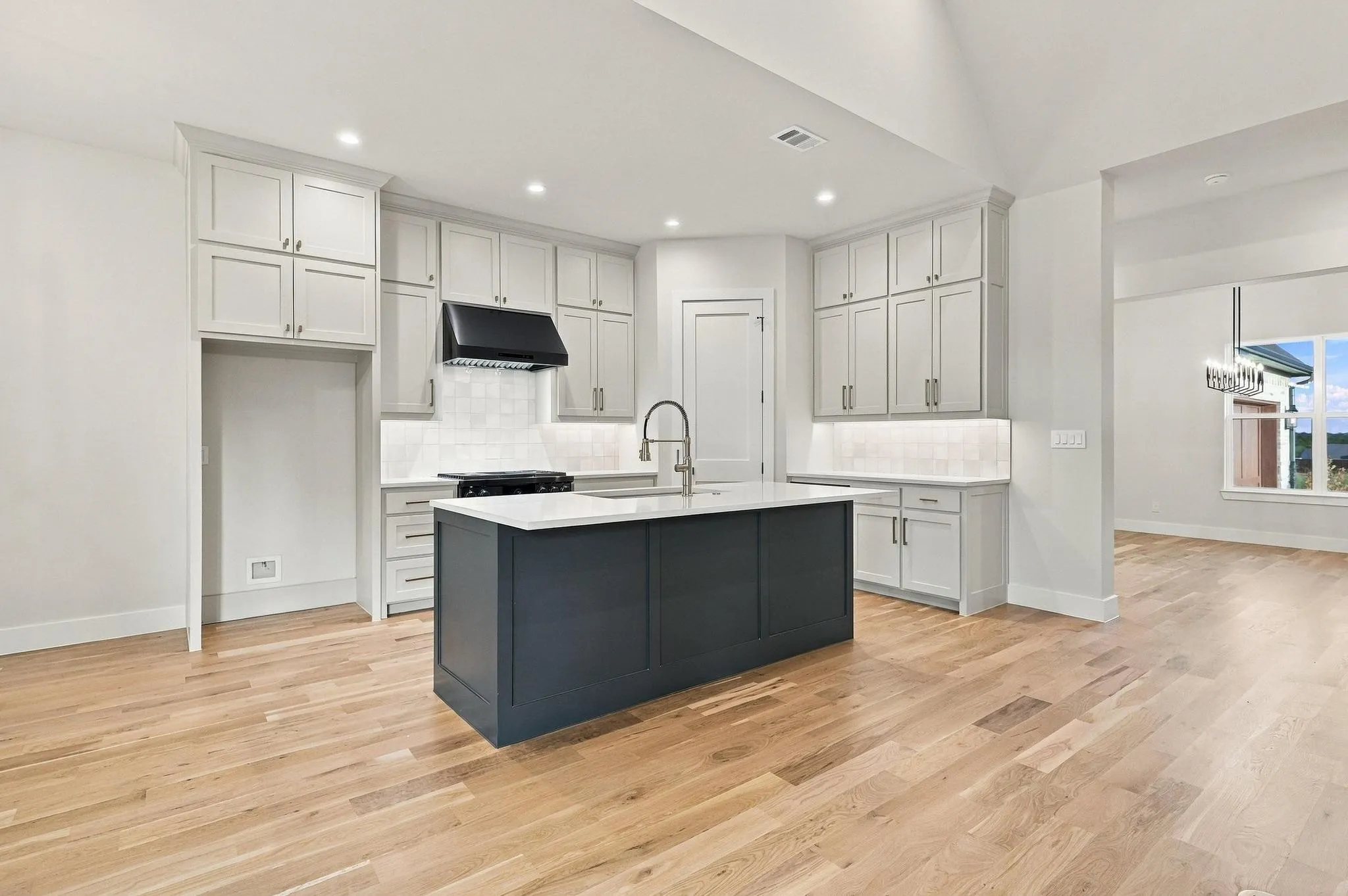 Single Family Residence For Sale in Grayson County , 1830 Heritage Knoll Drive, Sherman, Texas 75092, 4 Bedroom, 3 Bathroom, 2 Garage spaces, 3,079 Sqft, built in 2026, mls#21388665, Real Estate Agent in Sherman, Homes For Sale in Grayson county, Homes For Sale in Sherman, Realtor in Sherman Texas, Real Estate Brokerage Independent Realty Texas, Luminita Cordes Realtor