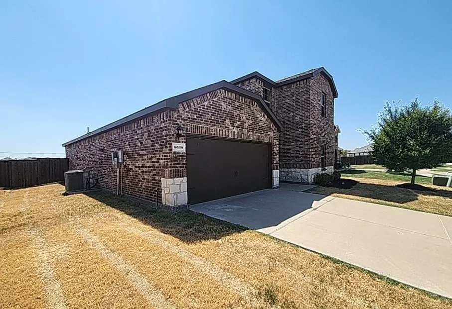 Single Family Residence For Sale in Denton County , 6308 Aston Drive, Celina, Texas 76227, 4 Bedroom, 3 Bathroom, 2 Garage spaces, 2,240 Sqft, built in 2021, mls#21388691, Real Estate Agent in Celina, Homes For Sale in Denton county, Homes For Sale in Celina, Realtor in Celina Texas, Real Estate Brokerage Independent Realty Texas, Luminita Cordes Realtor