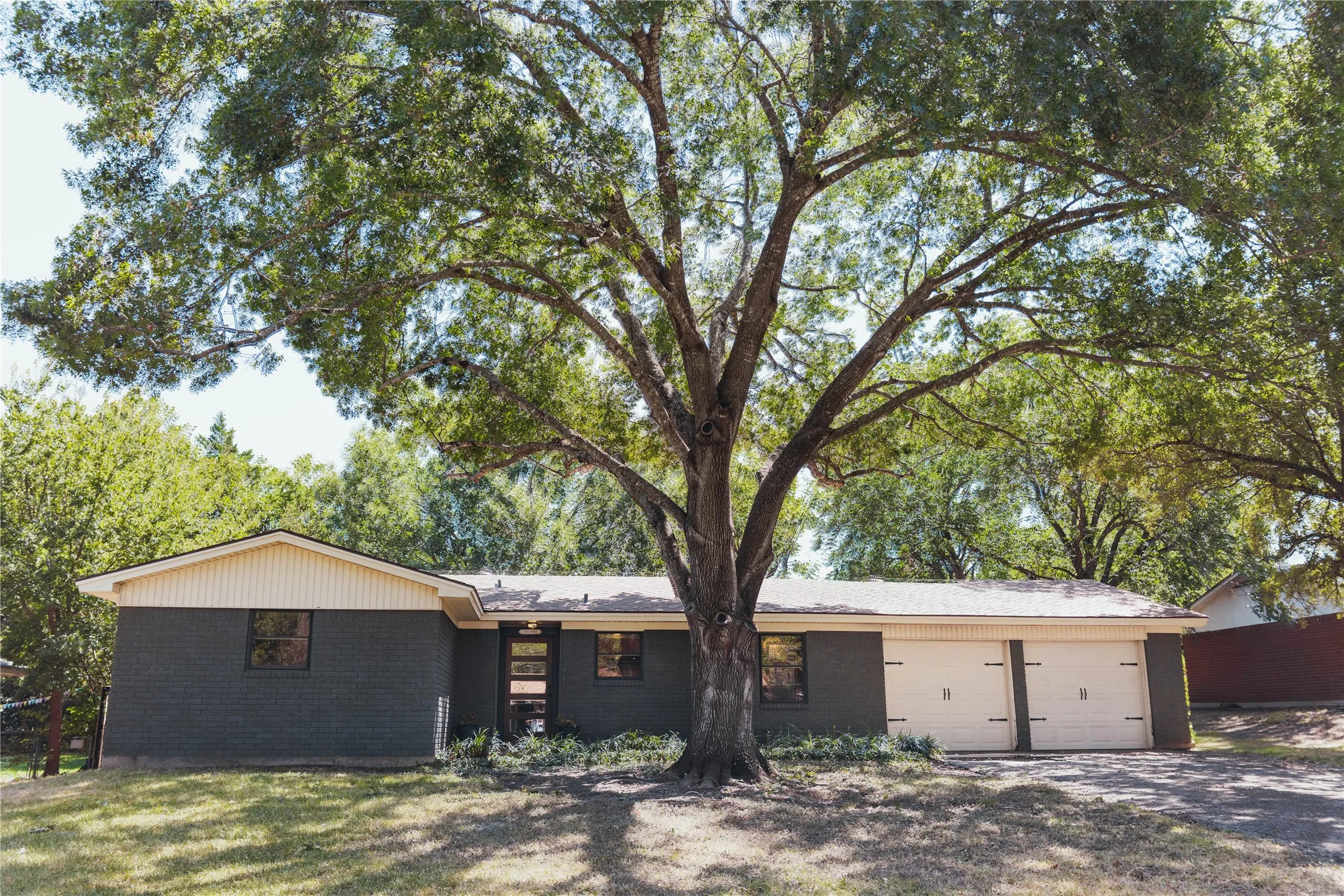 Single Family Residence For Sale