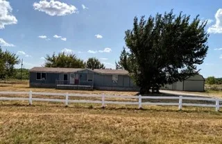 Apartment For Sale in Ellis County , 866 Old Church Road, Waxahachie, Texas 75165, 4 Bedroom, 2 Bathroom, Garage spaces, 0 Sqft, built in 1997, mls#21388014, Real Estate Agent in Waxahachie, Homes For Sale in Ellis county, Homes For Sale in Waxahachie, Realtor in Waxahachie Texas, Real Estate Brokerage Independent Realty Texas, Luminita Cordes Realtor