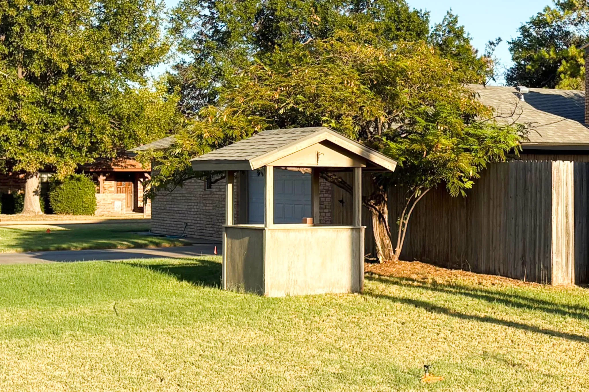 Single Family Residence For Sale in Wilbarger County , 2802 Wood Street, Vernon, Texas 76384, 3 Bedroom, 2 Bathroom, 1 Garage spaces, 1,724 Sqft, built in 1978, mls#21388706, Real Estate Agent in Vernon, Homes For Sale in Wilbarger county, Homes For Sale in Vernon, Realtor in Vernon Texas, Real Estate Brokerage Independent Realty Texas, Luminita Cordes Realtor