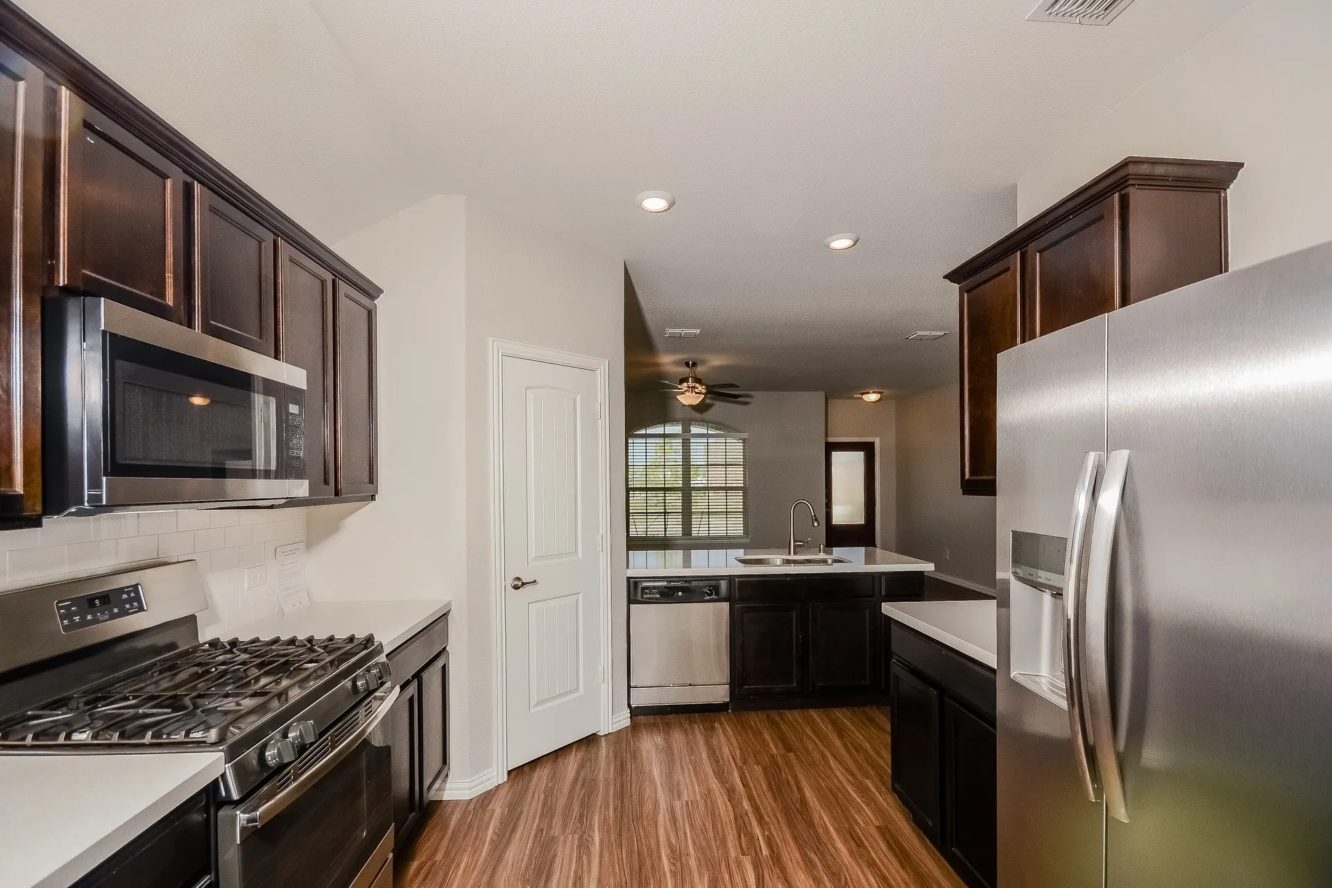 Single Family Residence For Rent in Collin County , 145 Cedar Canyon Drive, Anna, Texas 75409, 3 Bedroom, 2 Bathroom, 2 Garage spaces, 1,442 Sqft, built in 2019, mls#21388711, Real Estate Agent in Anna, Homes For Rent in Collin county, Homes For Rent in Anna, Realtor in Anna Texas, Real Estate Brokerage Independent Realty Texas, Luminita Cordes Realtor