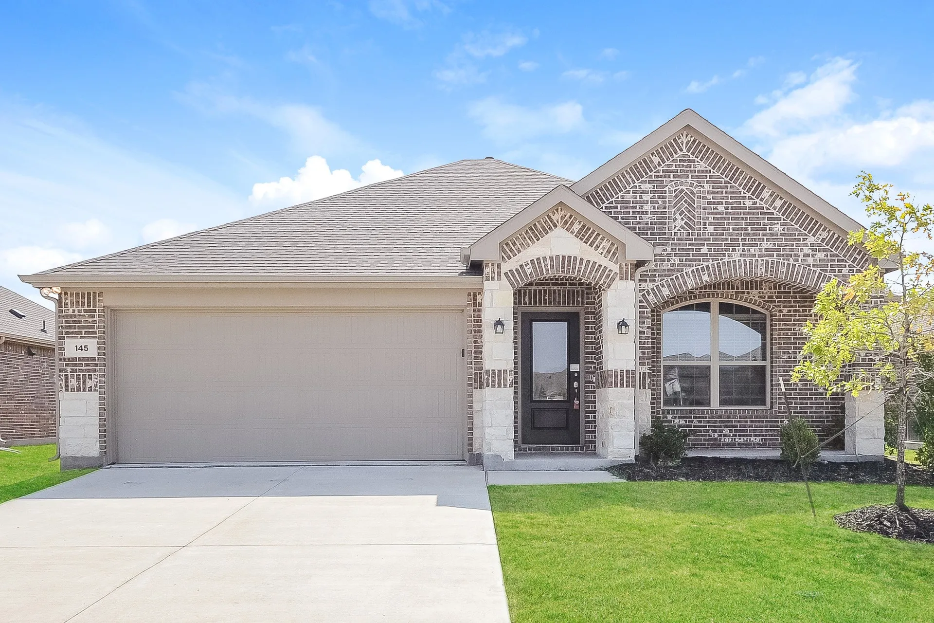 Single Family Residence For Rent in Collin County , 145 Cedar Canyon Drive, Anna, Texas 75409, 3 Bedroom, 2 Bathroom, 2 Garage spaces, 1,442 Sqft, built in 2019, mls#21388711, Real Estate Agent in Anna, Homes For Rent in Collin county, Homes For Rent in Anna, Realtor in Anna Texas, Real Estate Brokerage Independent Realty Texas, Luminita Cordes Realtor
